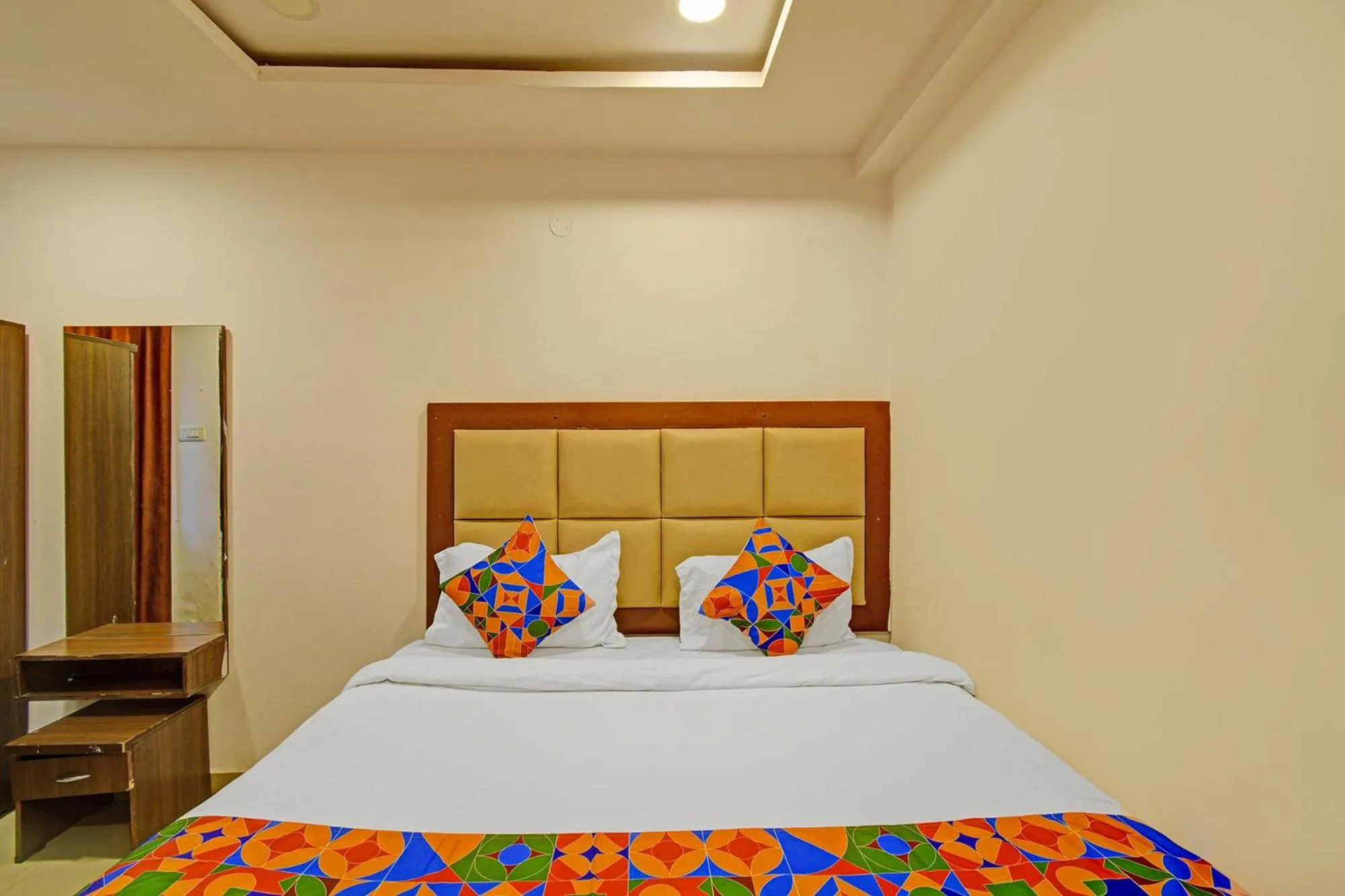 Bed in FabHotel VSR International