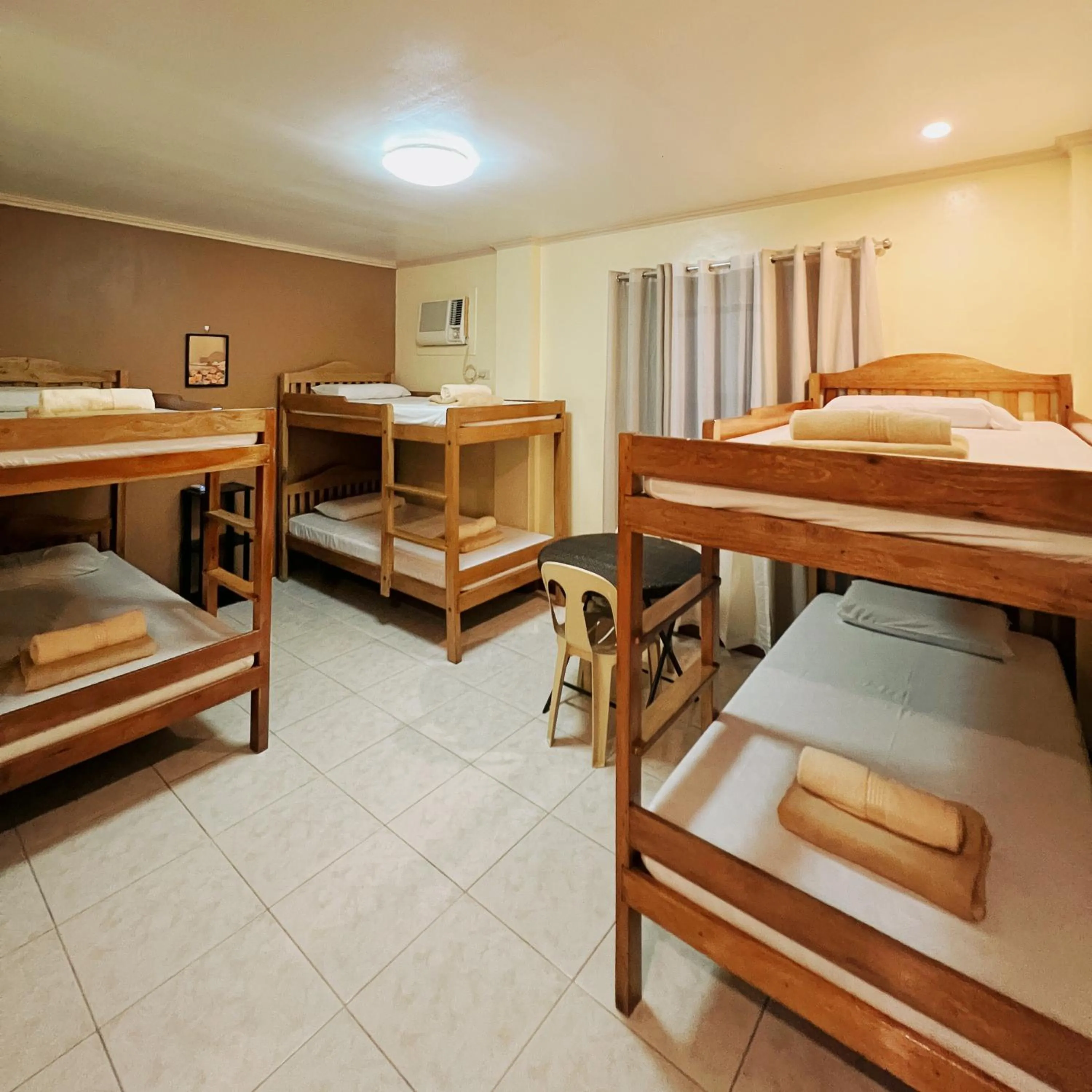 bunk bed, Bed in Balayong Pension