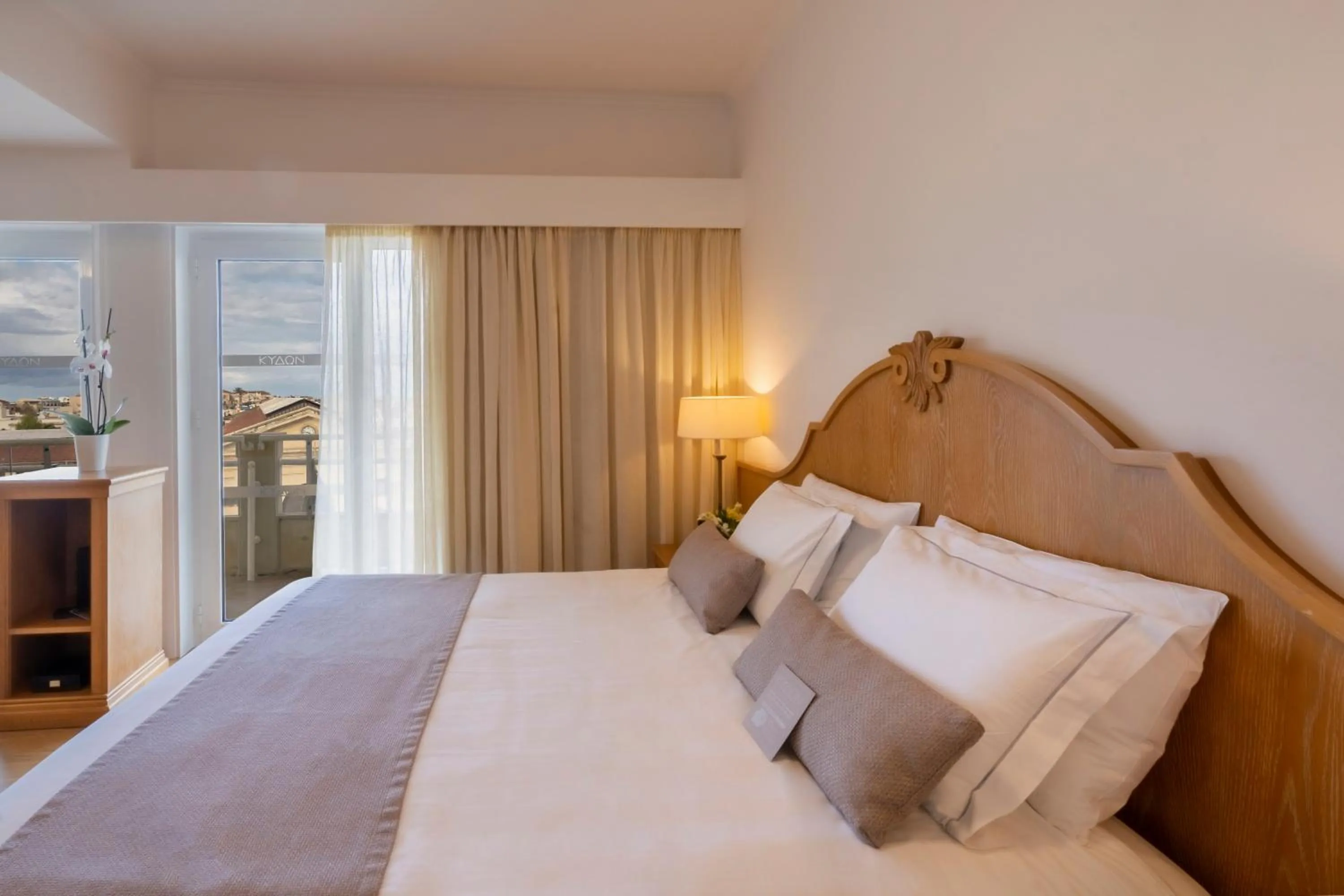 Bed in Kydon The Heart City Hotel