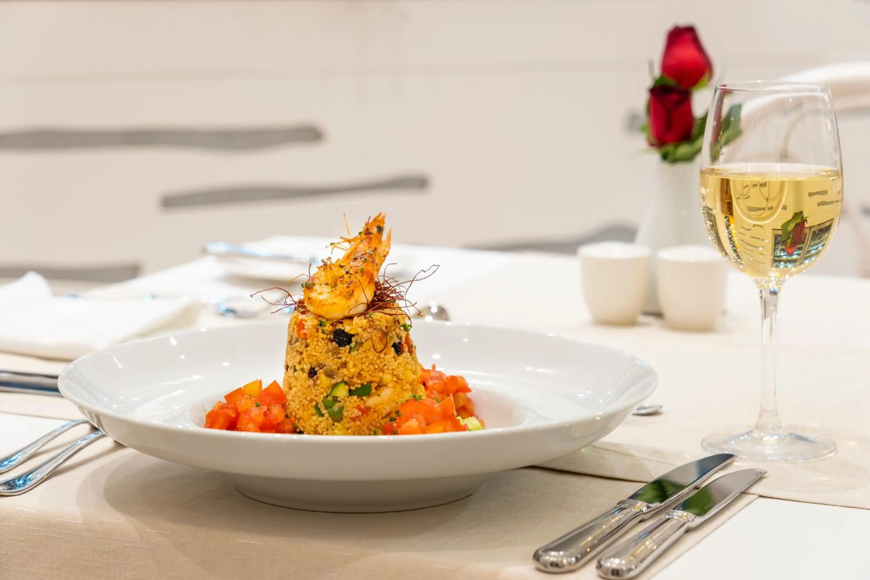 Restaurant/places to eat in Kydon The Heart City Hotel