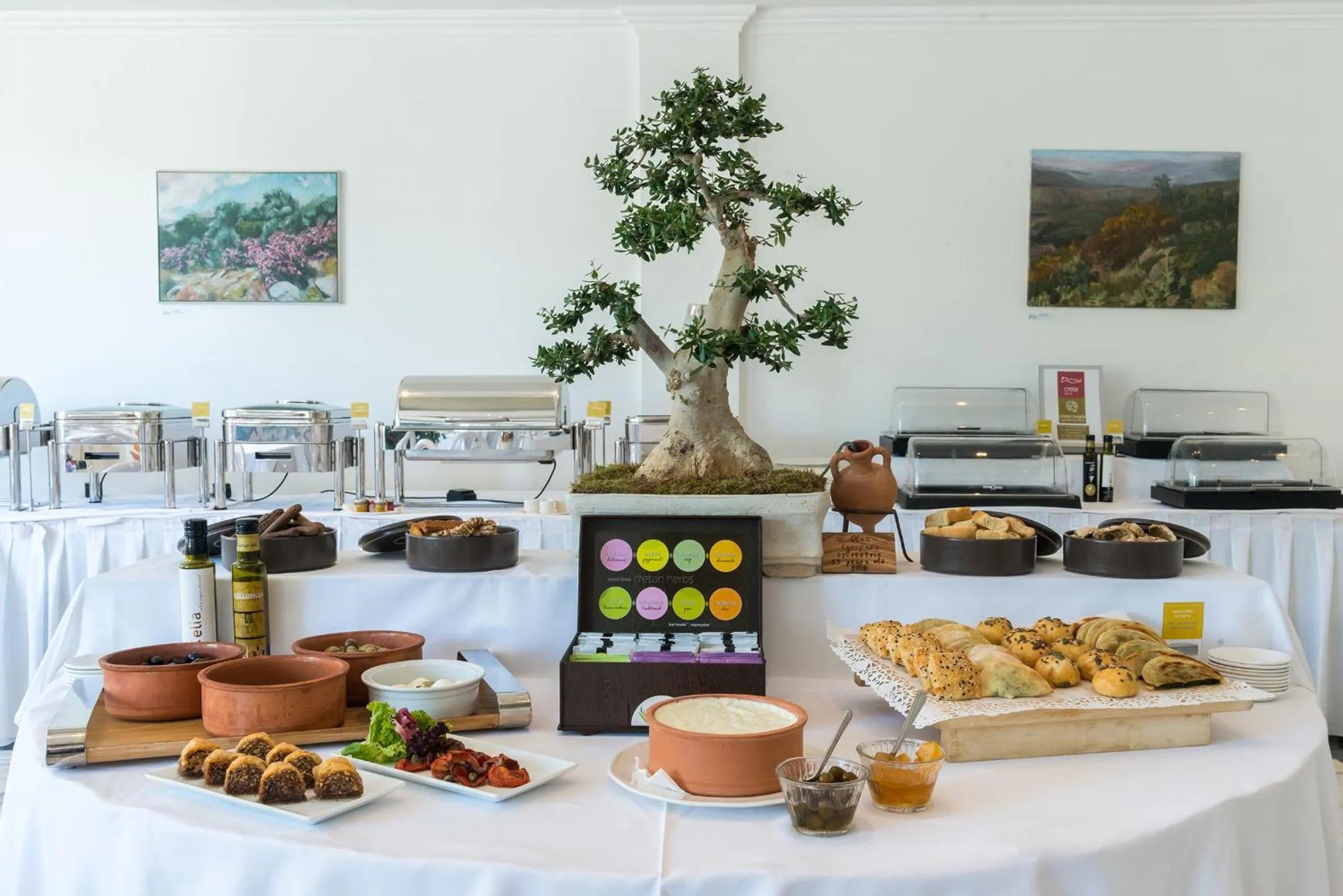 Food in Kydon The Heart City Hotel