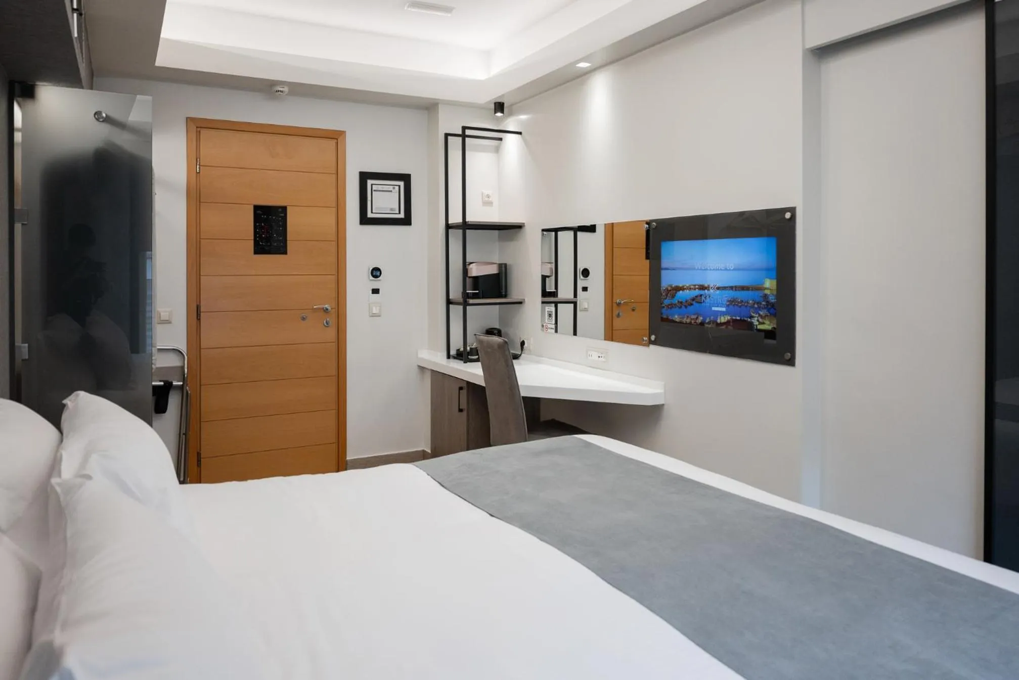 Bedroom, Bed in Kastro Hotel