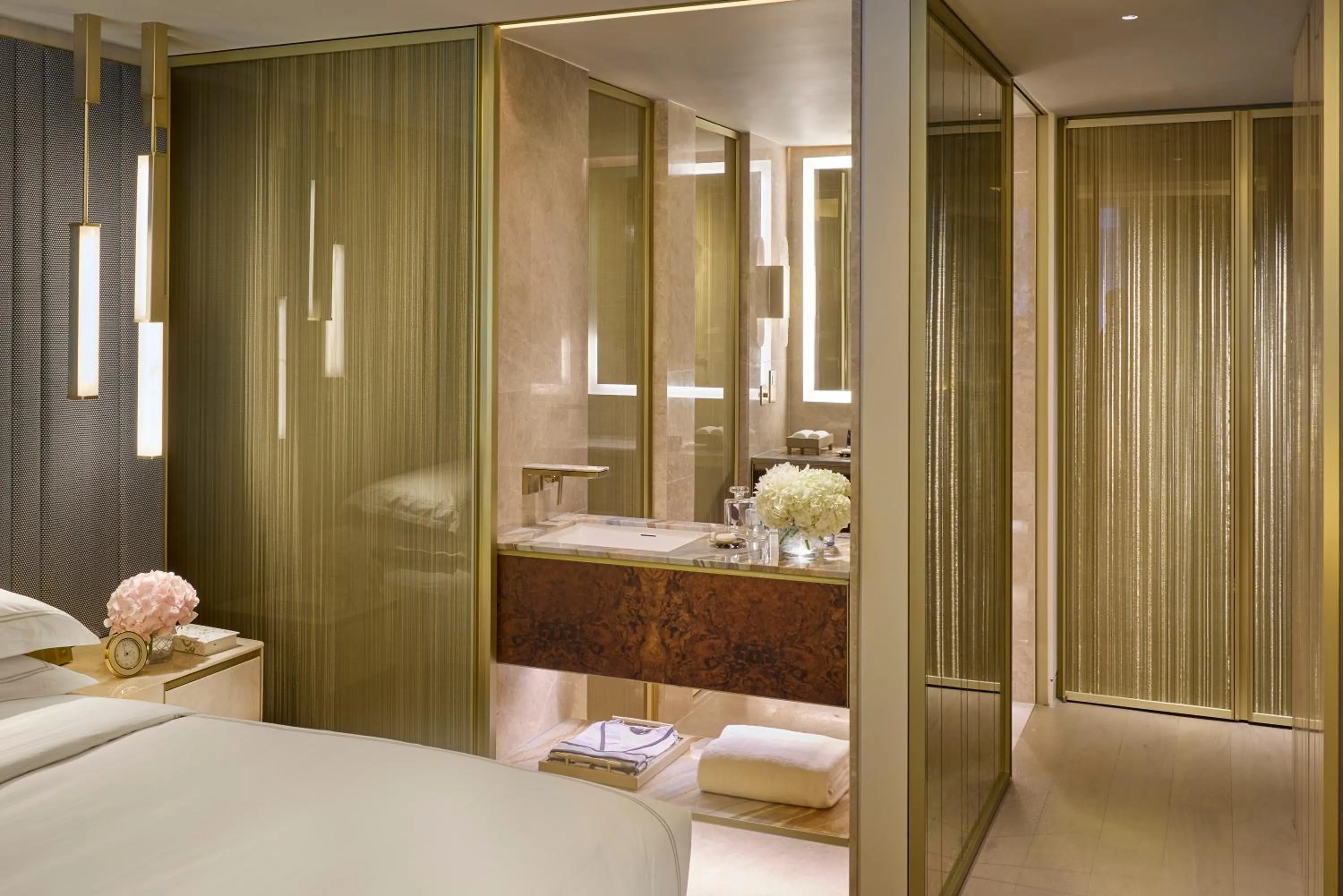 Bathroom, Bed in Mandarin Oriental Mayfair, London