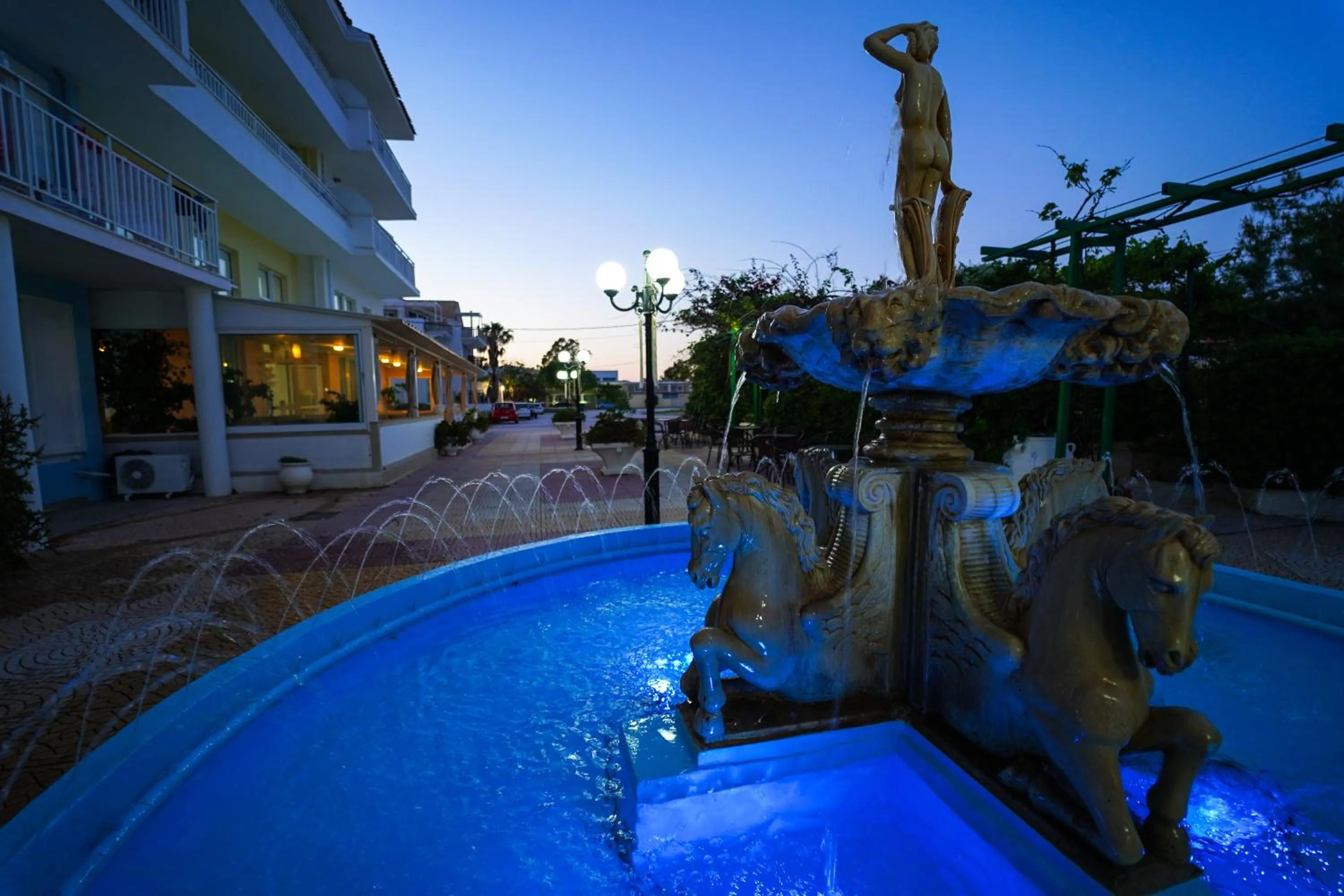 Night in Hotel Summery