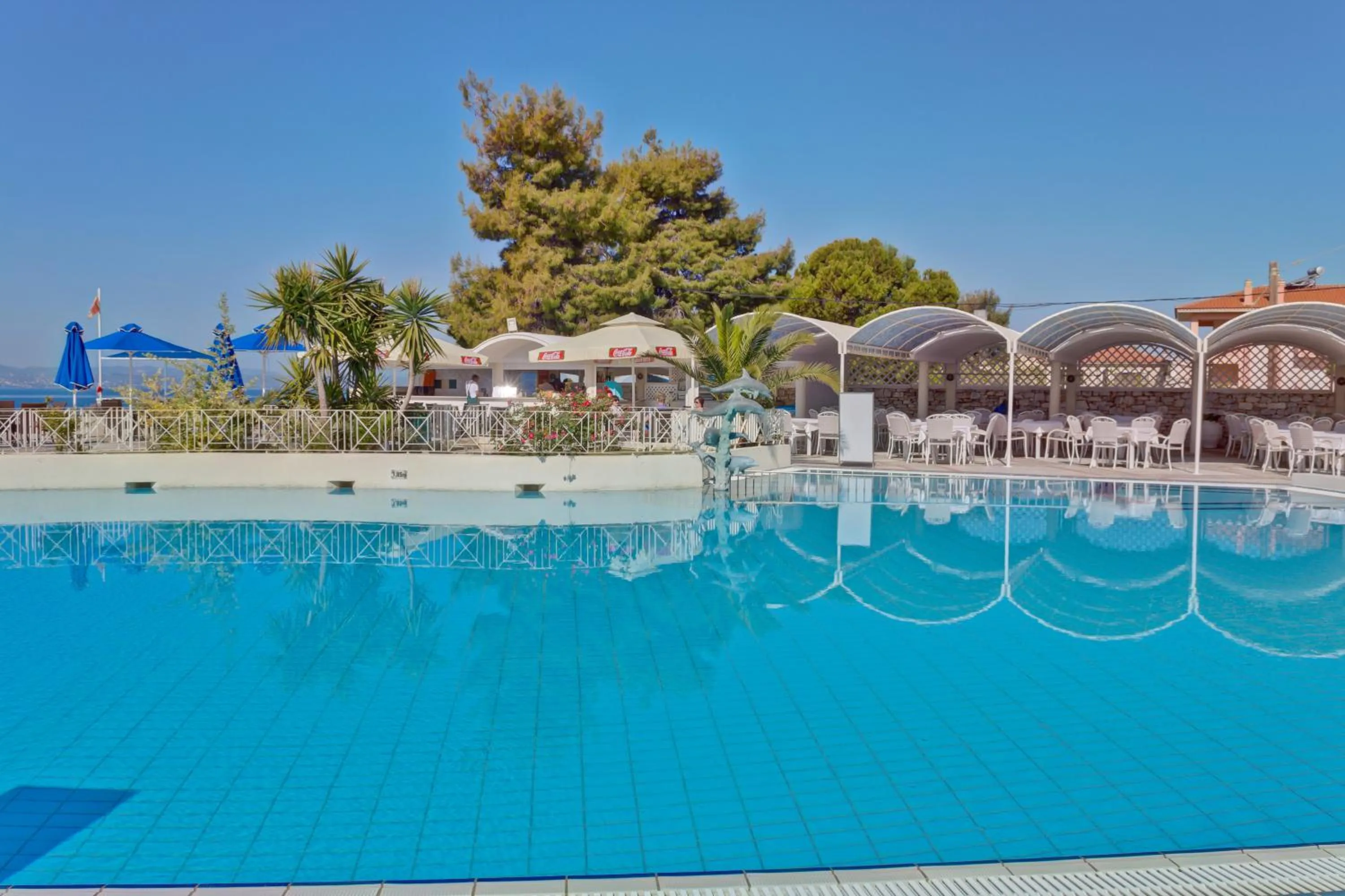 Swimming pool in Palmariva Beach Hotel