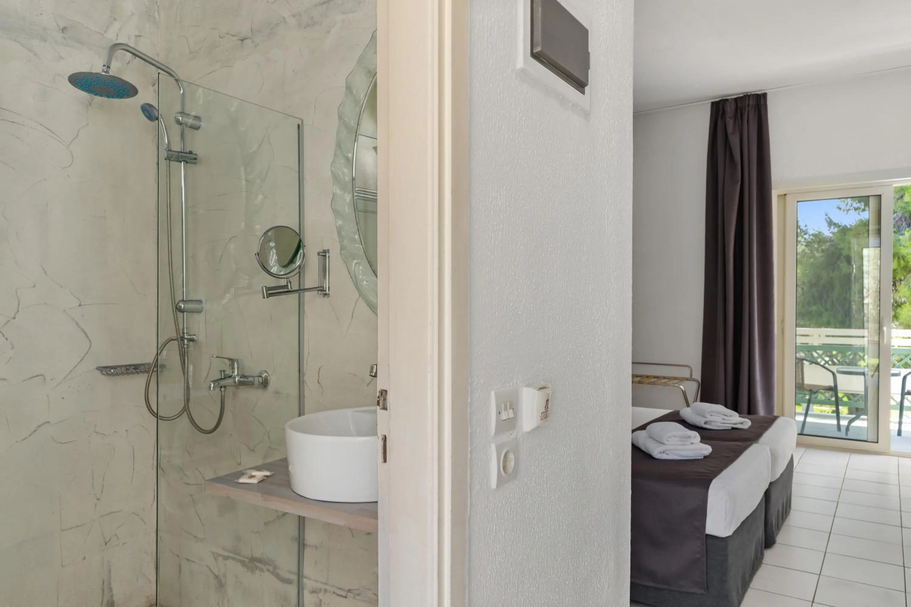 Shower in Palmariva Beach Hotel