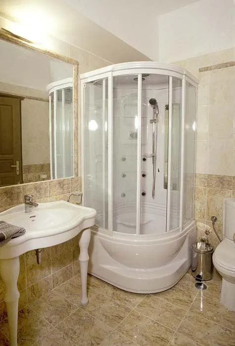 Shower in Palmariva Beach Hotel