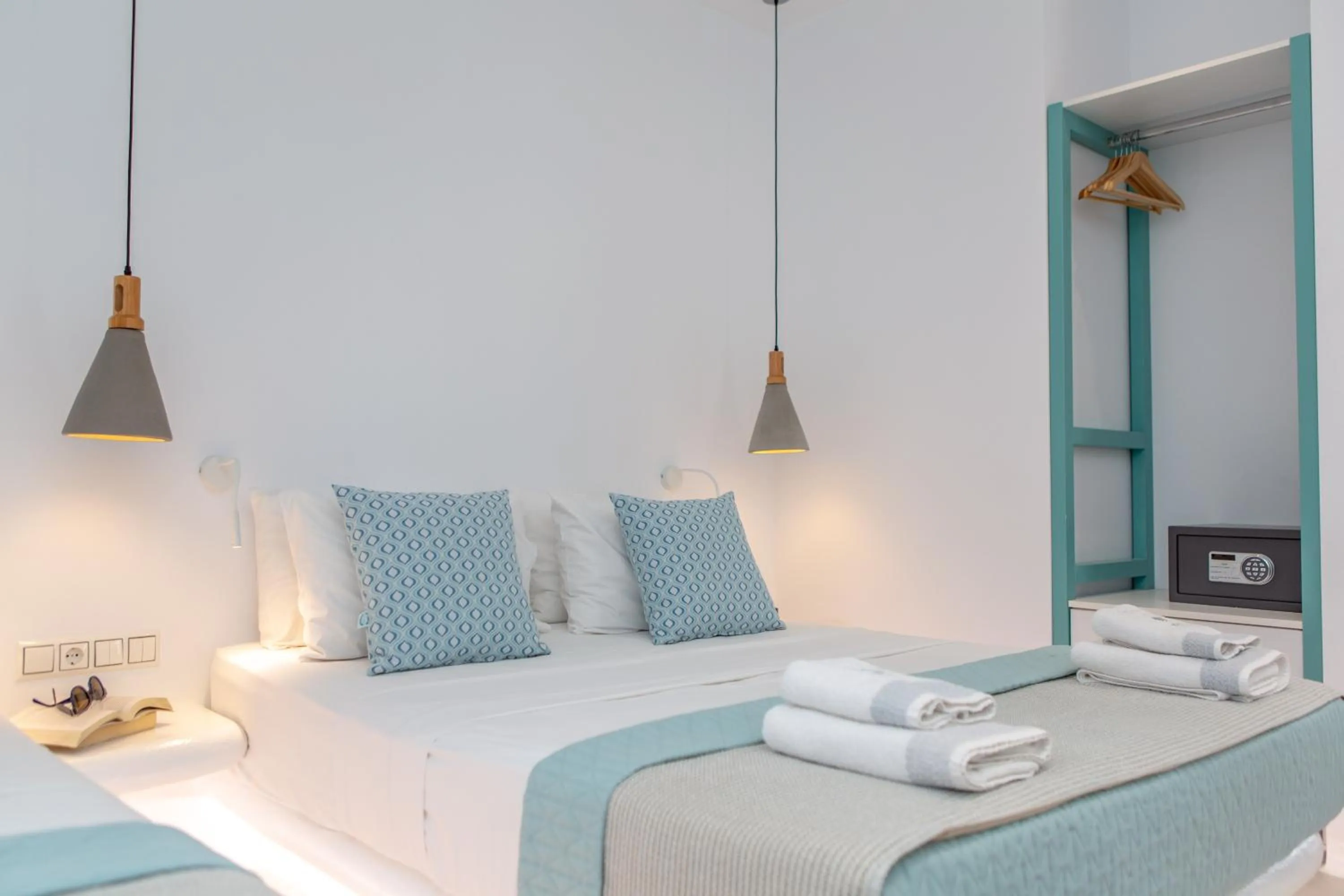 Bed in Korali Palace