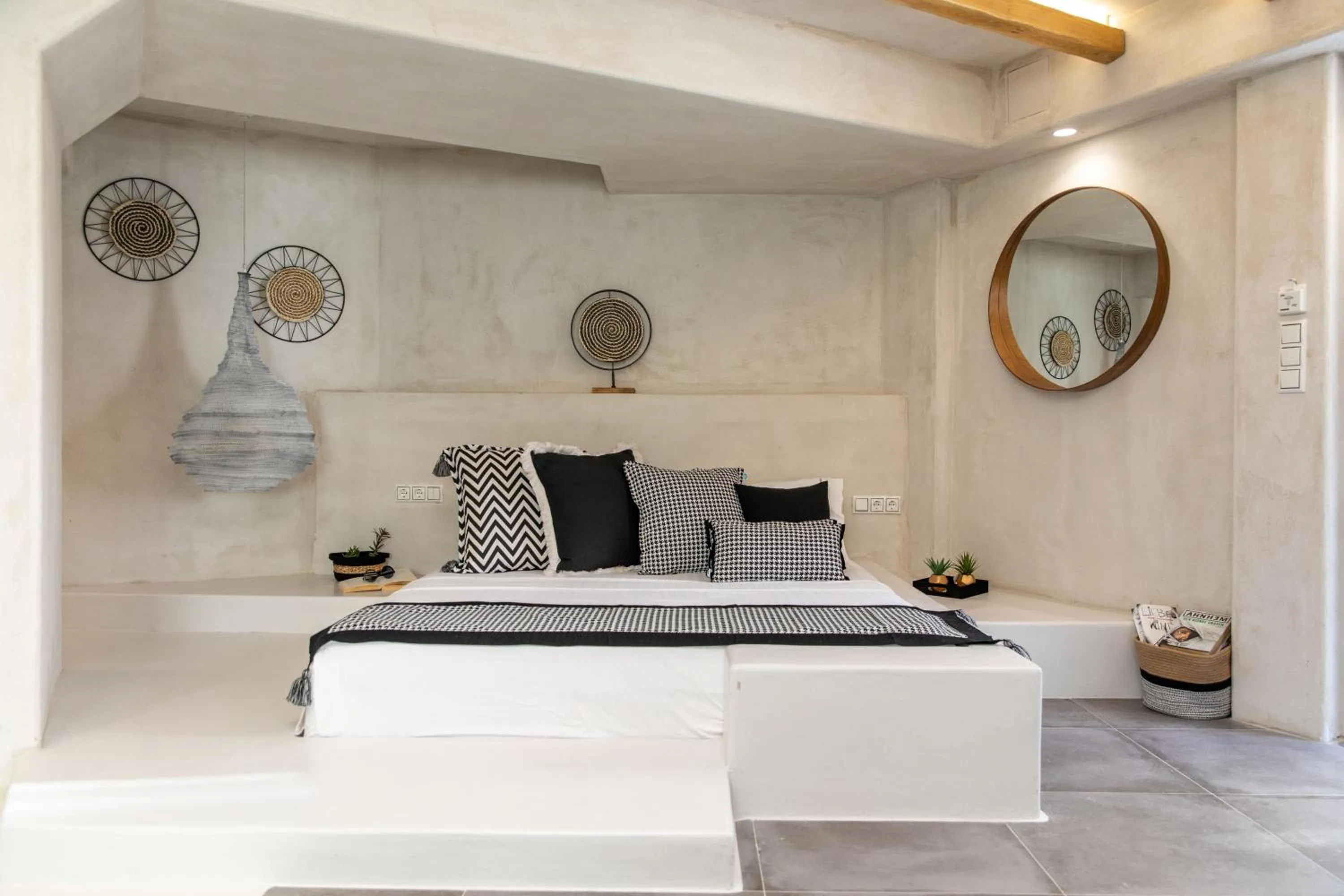 Bedroom, Bed in Korali Palace