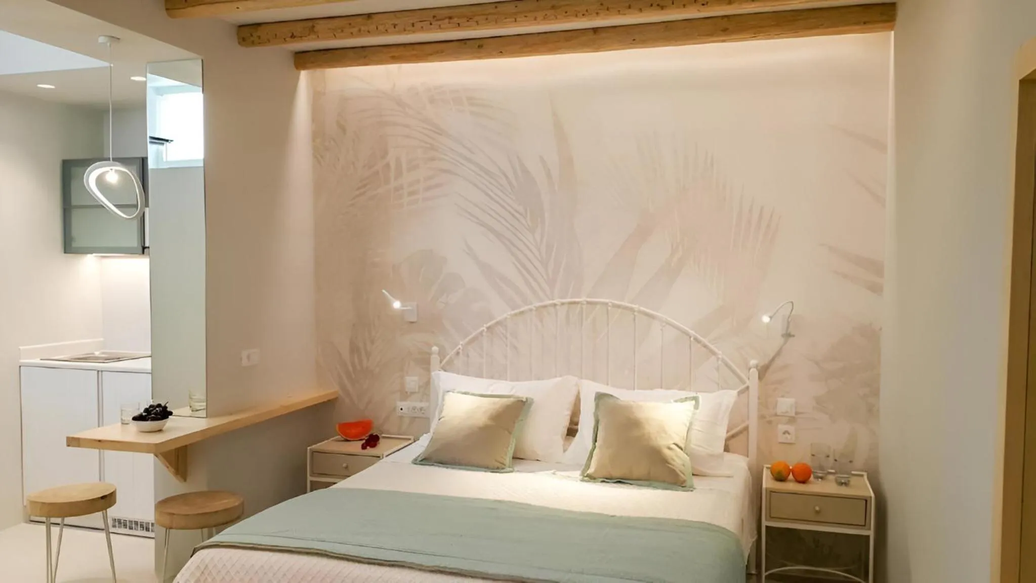 Bed in Antony Suites (Adults Only)