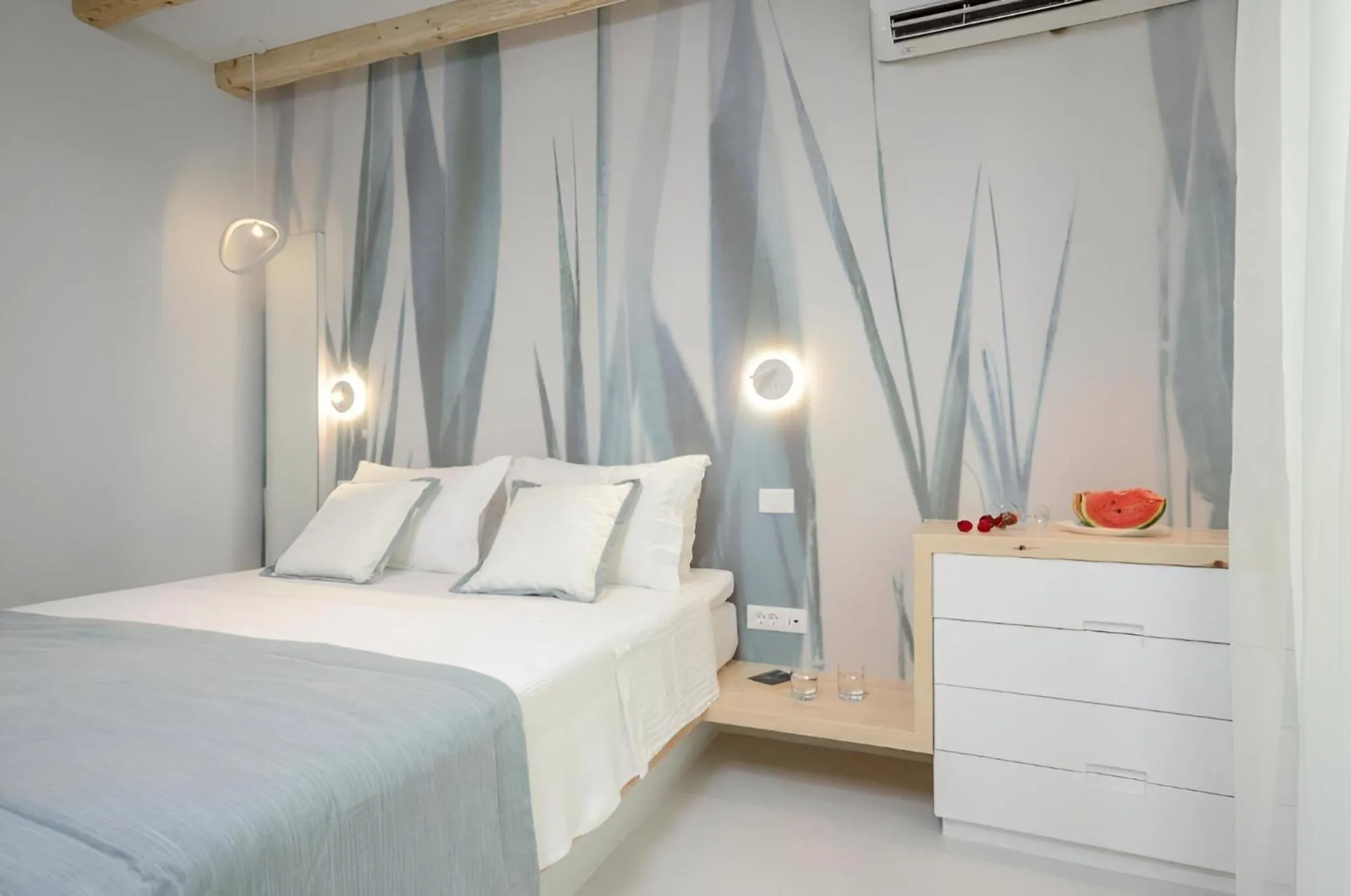 Bed in Antony Suites (Adults Only)