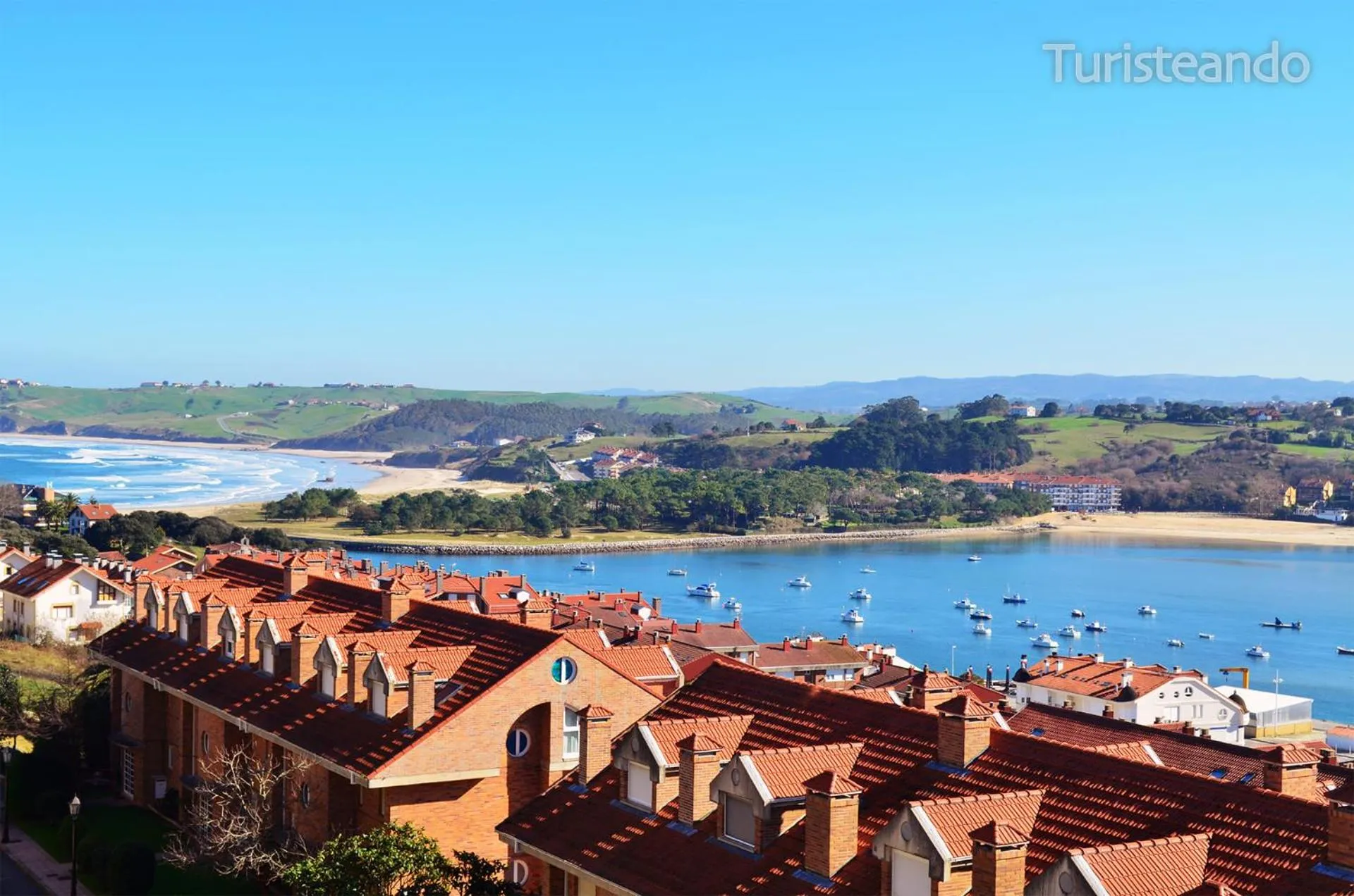 Nearby landmark in Dúplex ANANDA, vistas impresionantes con parking y piscina comunitaria