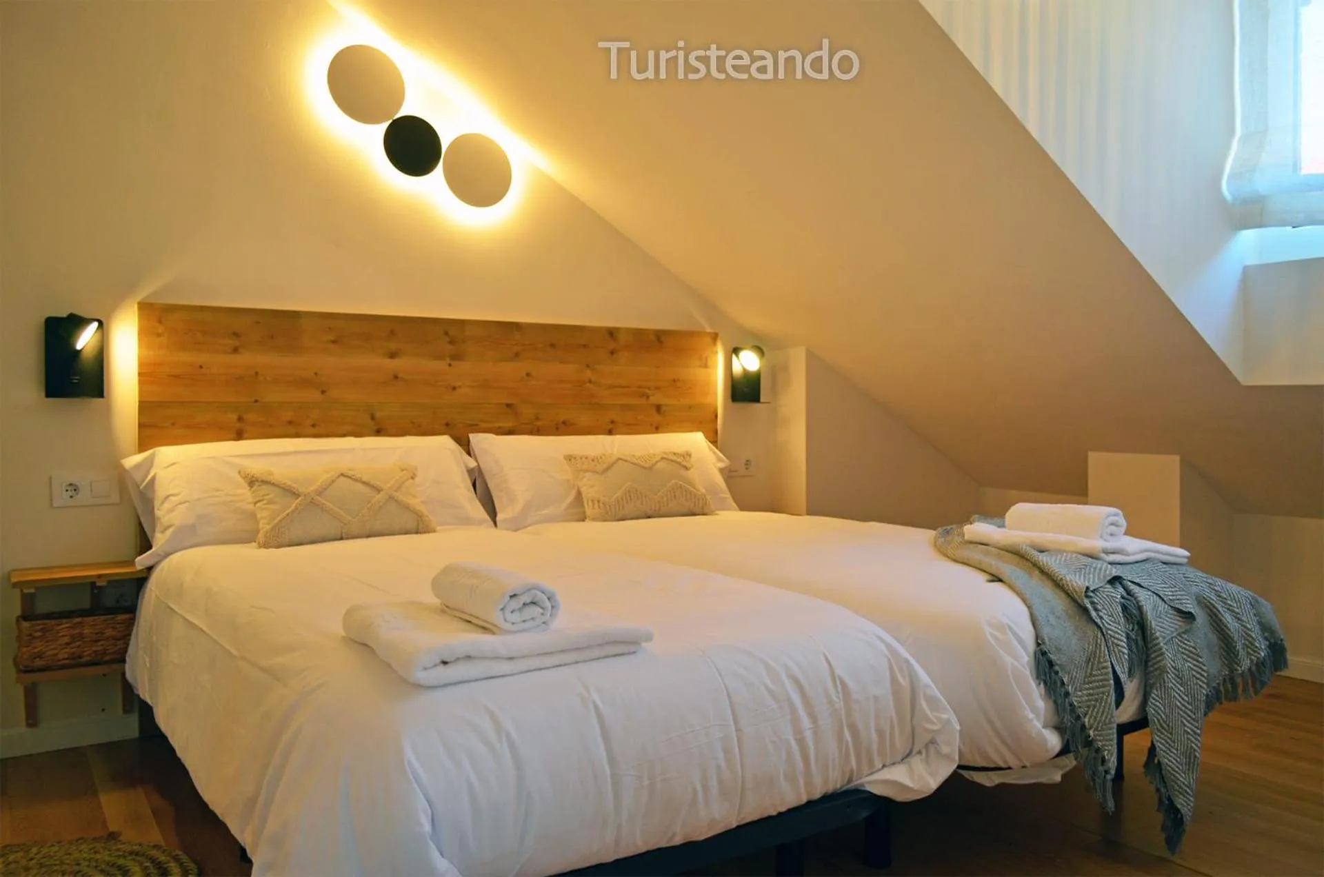 Bed in Dúplex ANANDA, vistas impresionantes con parking y piscina comunitaria