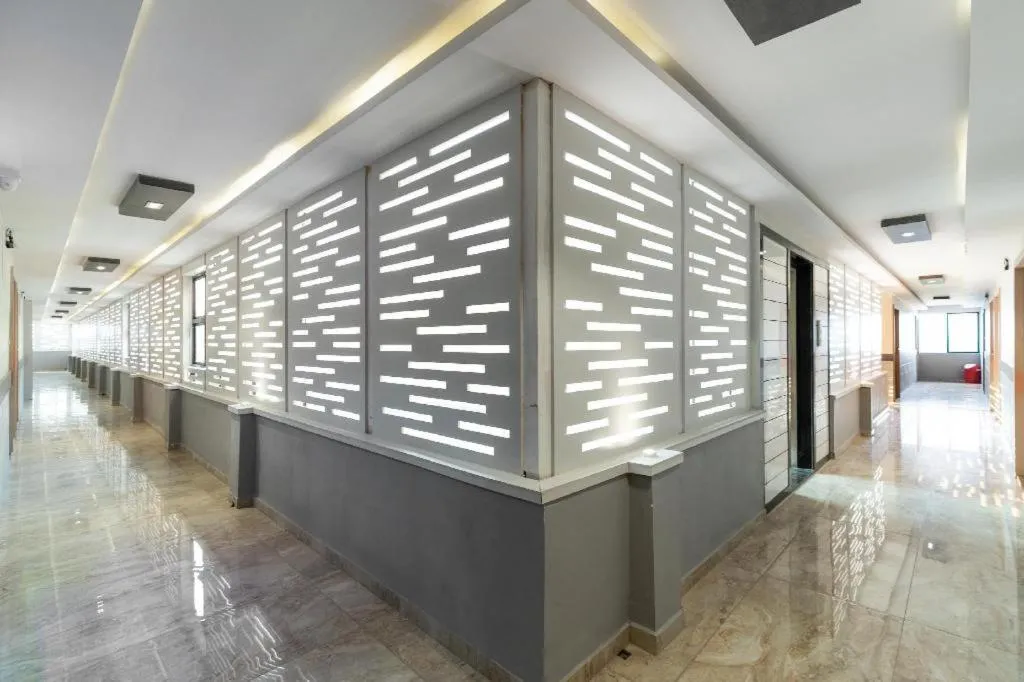 The Grand Takshak Hotel