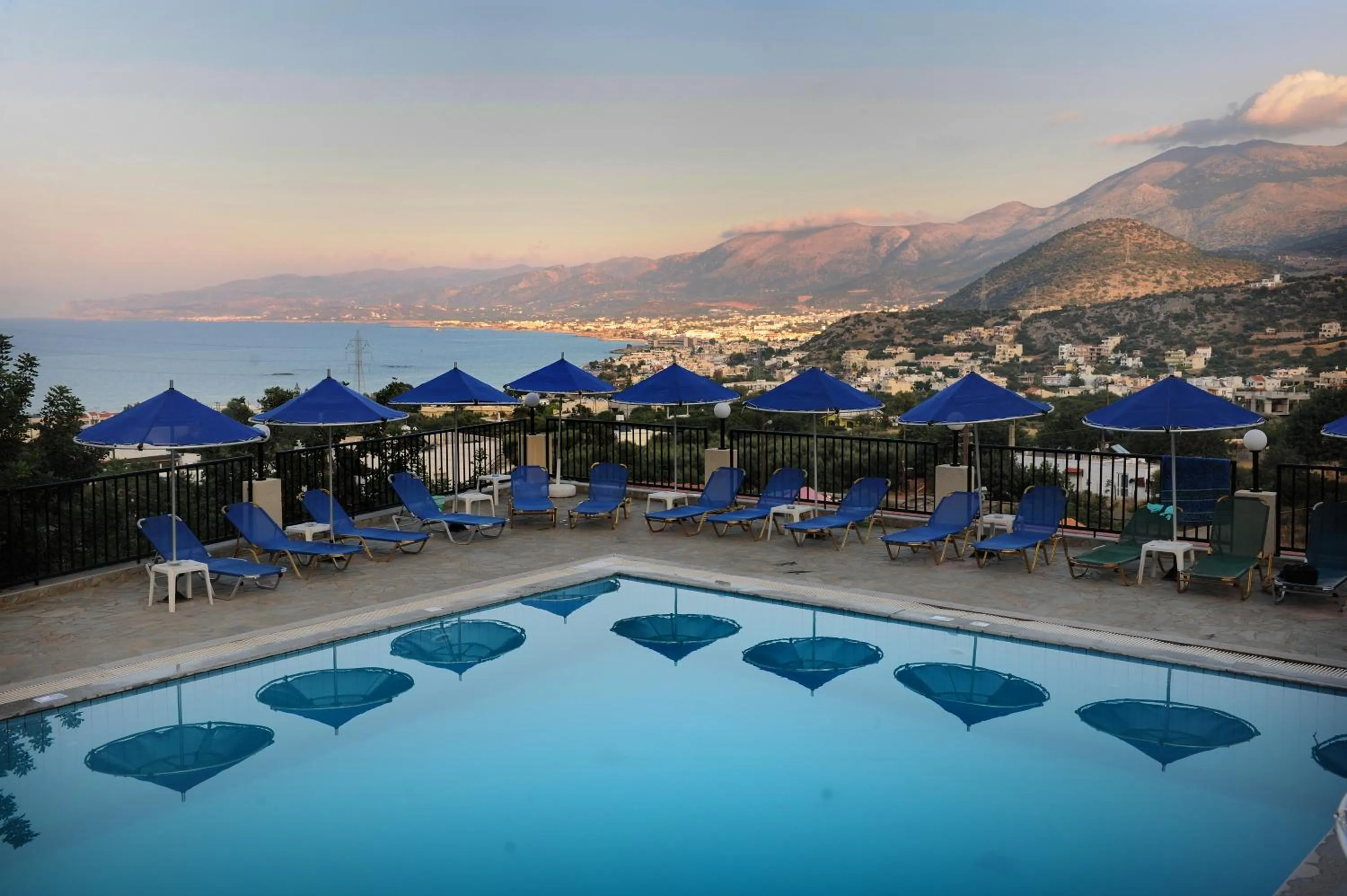 Pool view in Mariamare apts