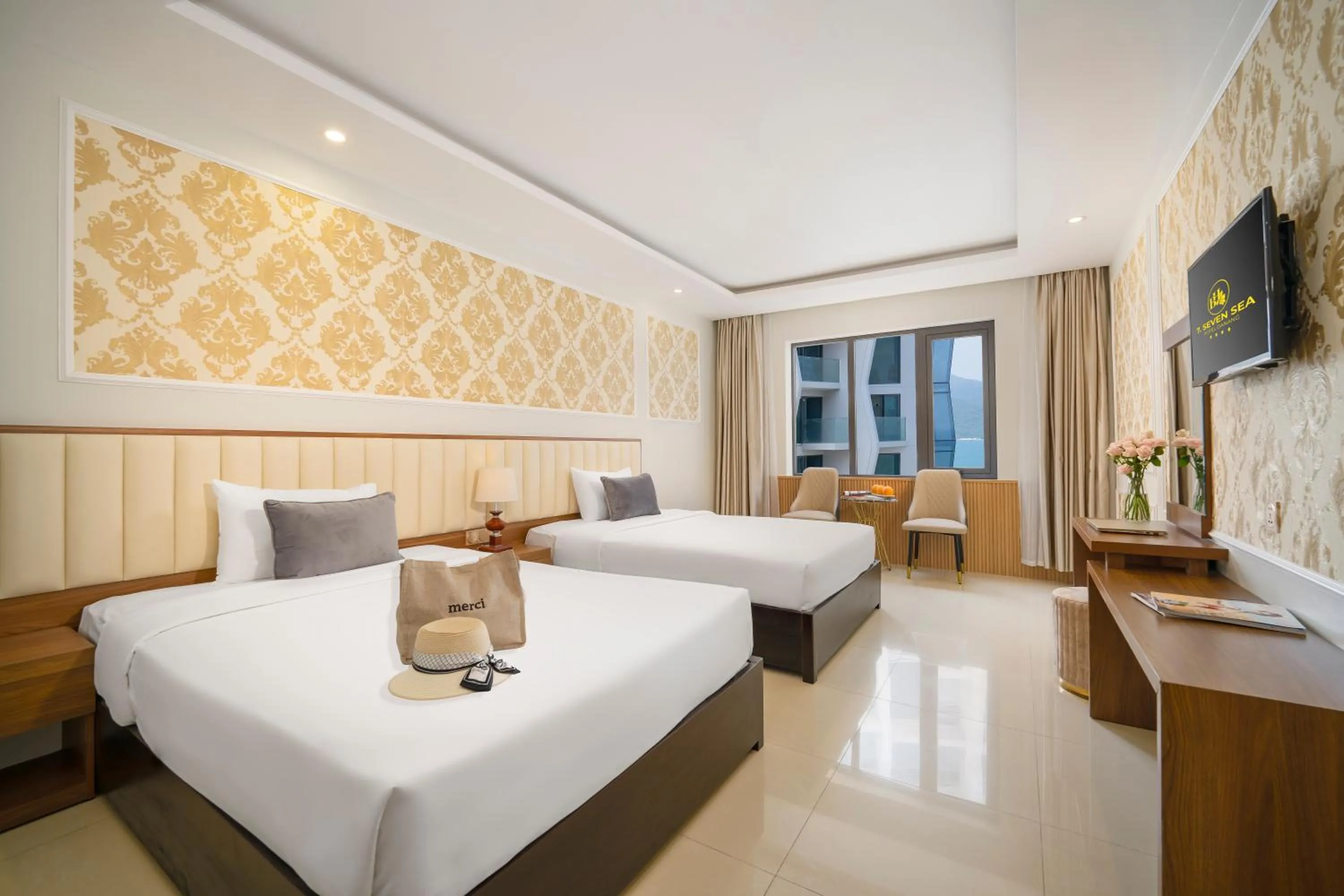 Photo of the whole room, Bed in 7 Seven Sea Hotel