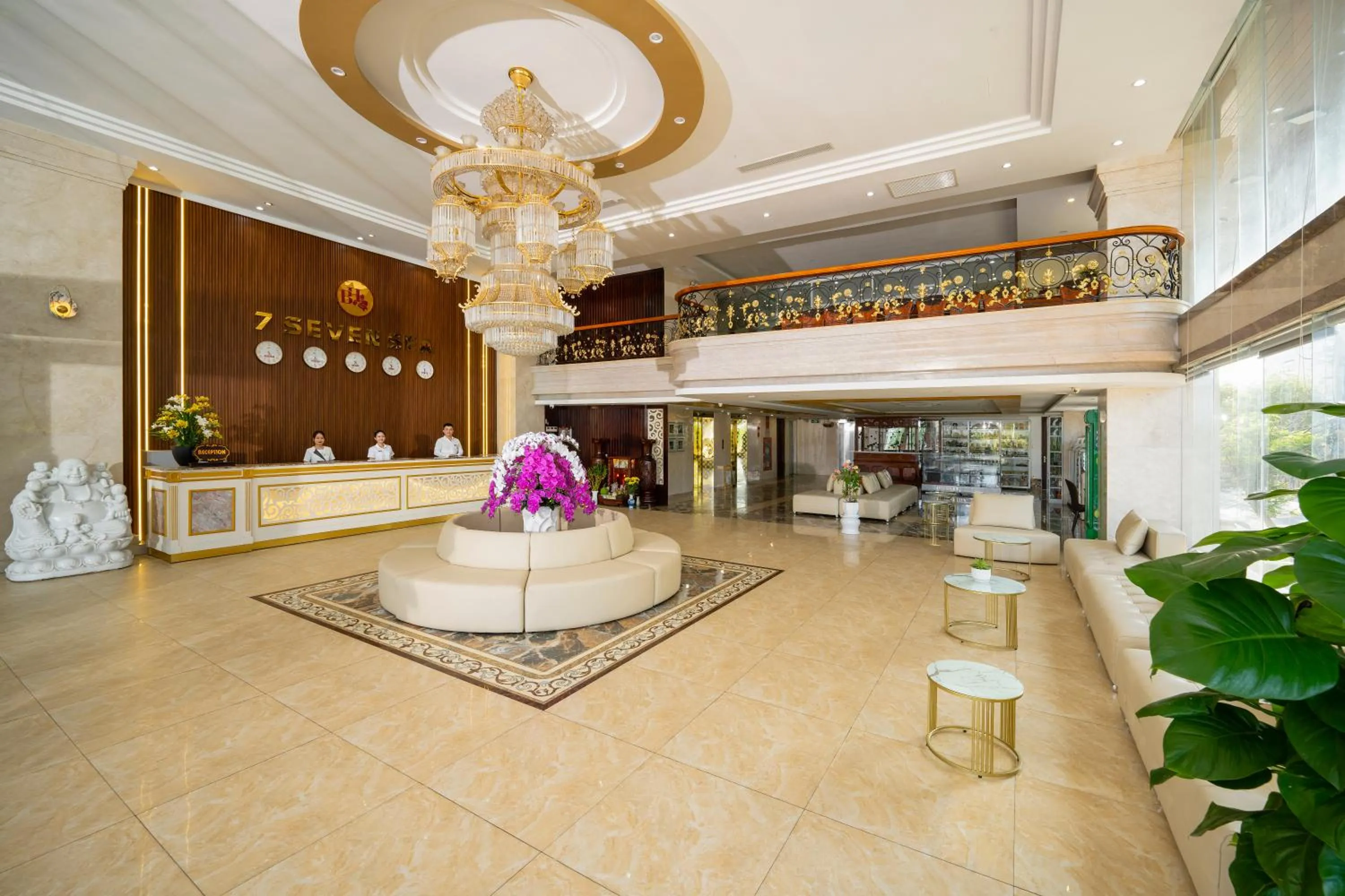 Lobby or reception in 7 Seven Sea Hotel