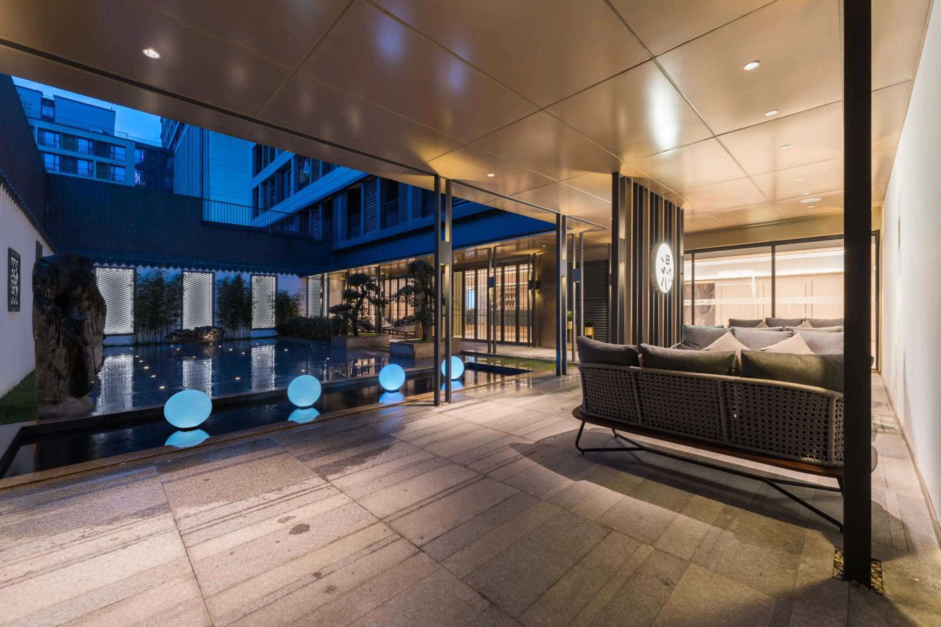 Night in Manxin Hotel Guangzhou Baiyun Airport Branch