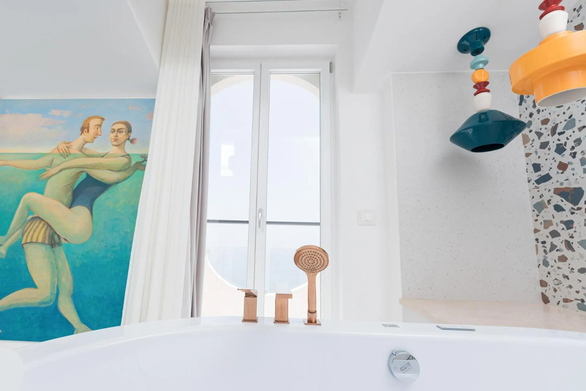 Hot Tub in Albergo Dipinto BaccoFurore