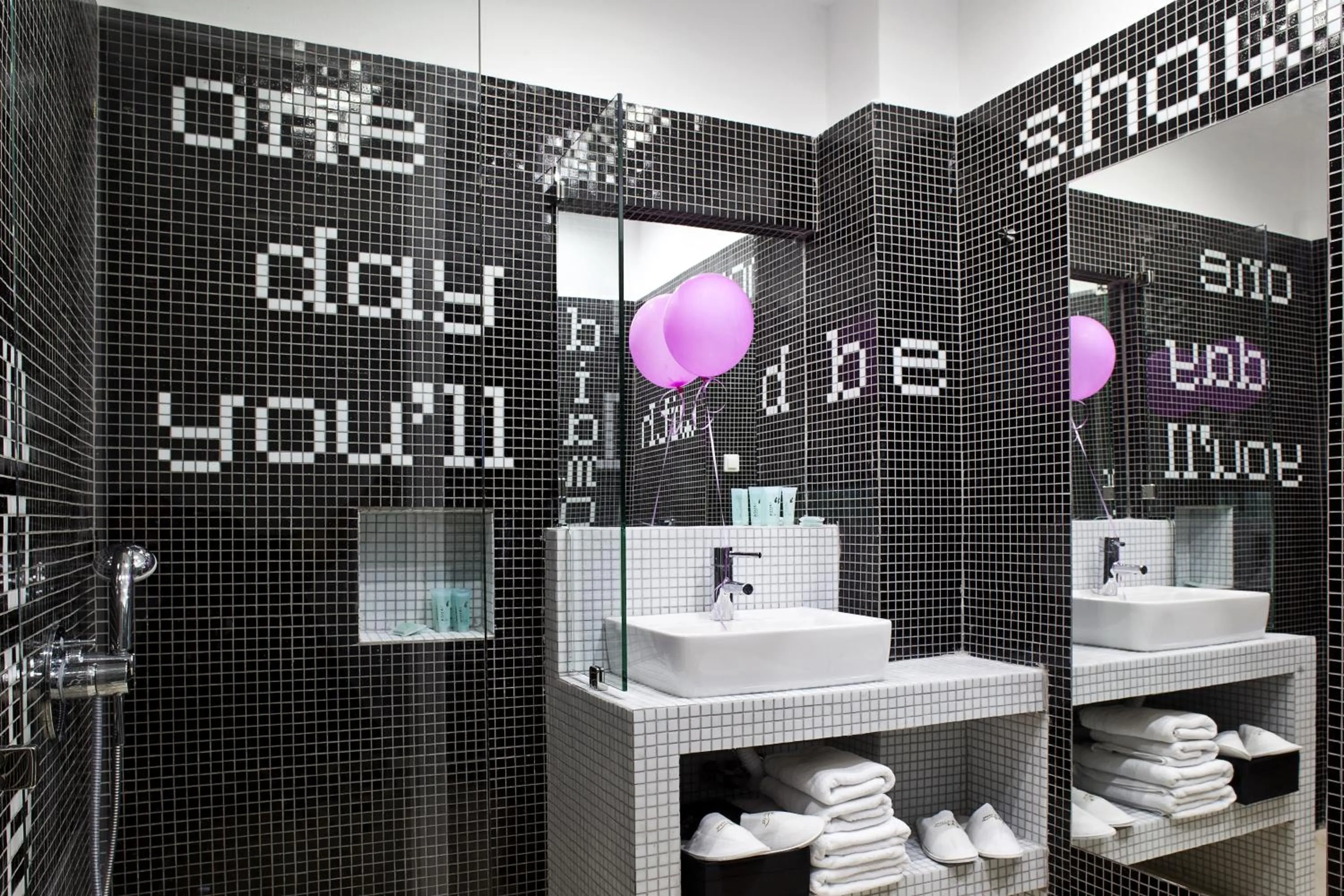 Bathroom in Acqua Vatos Santorini Hotel