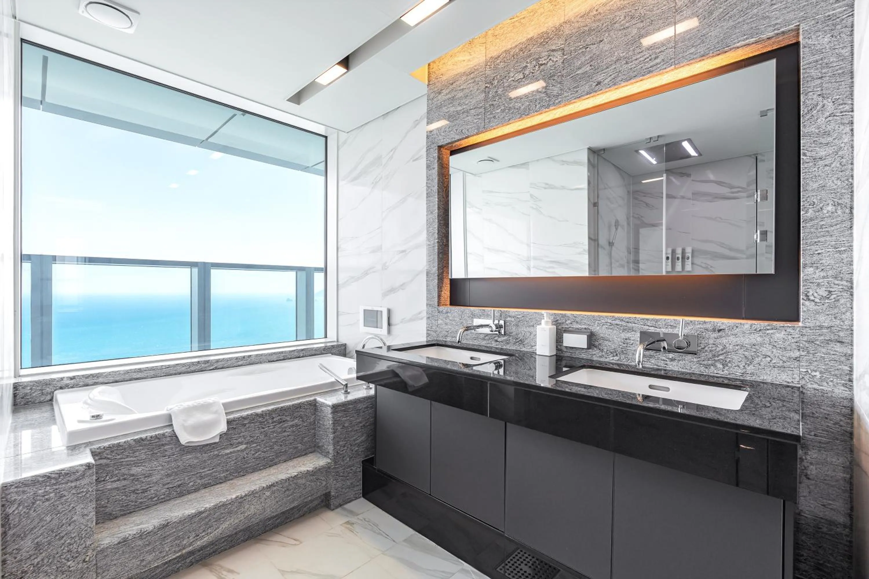 LCT Residence Y collection