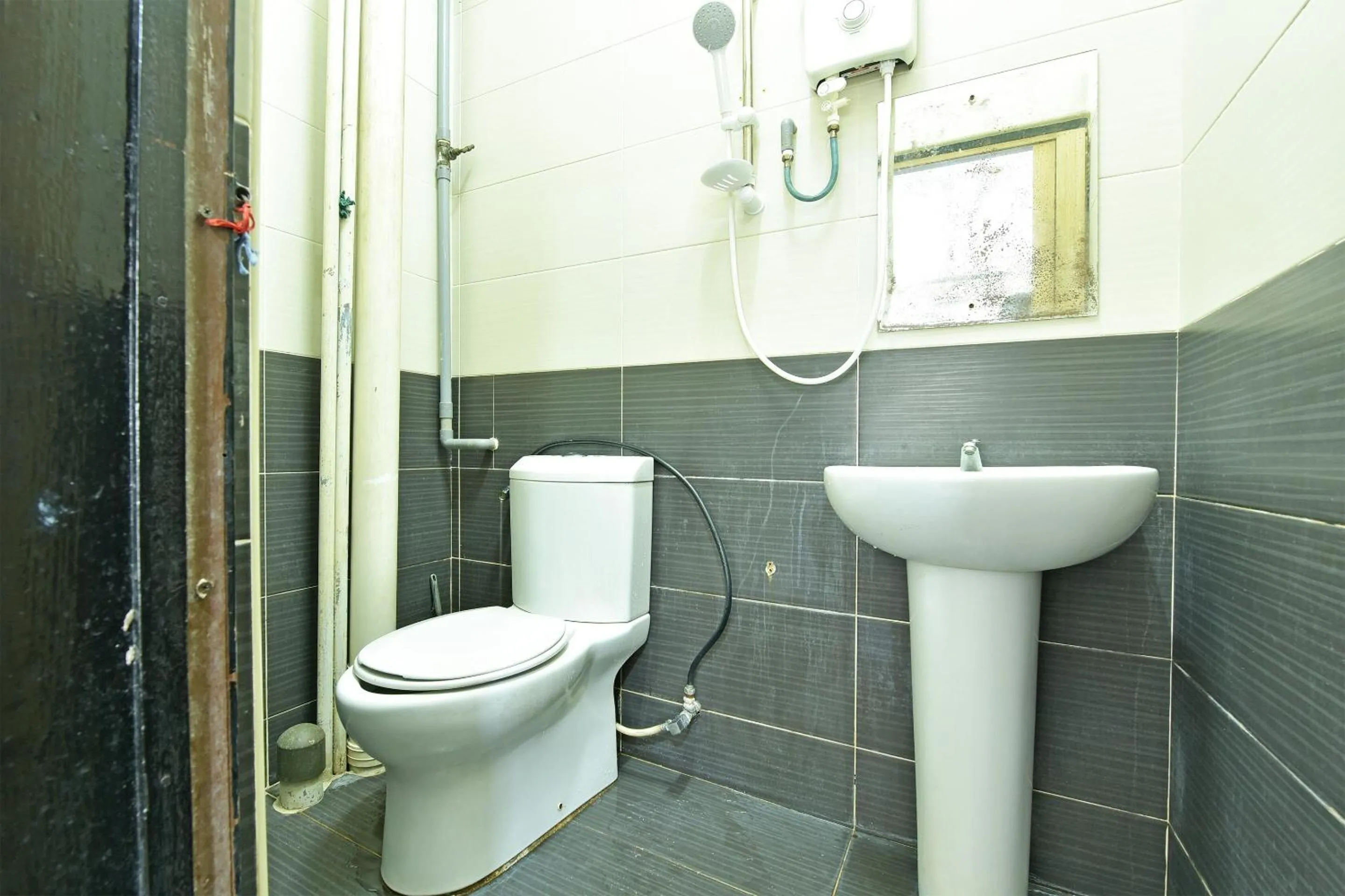 Bathroom in Hotel O Mini Indah