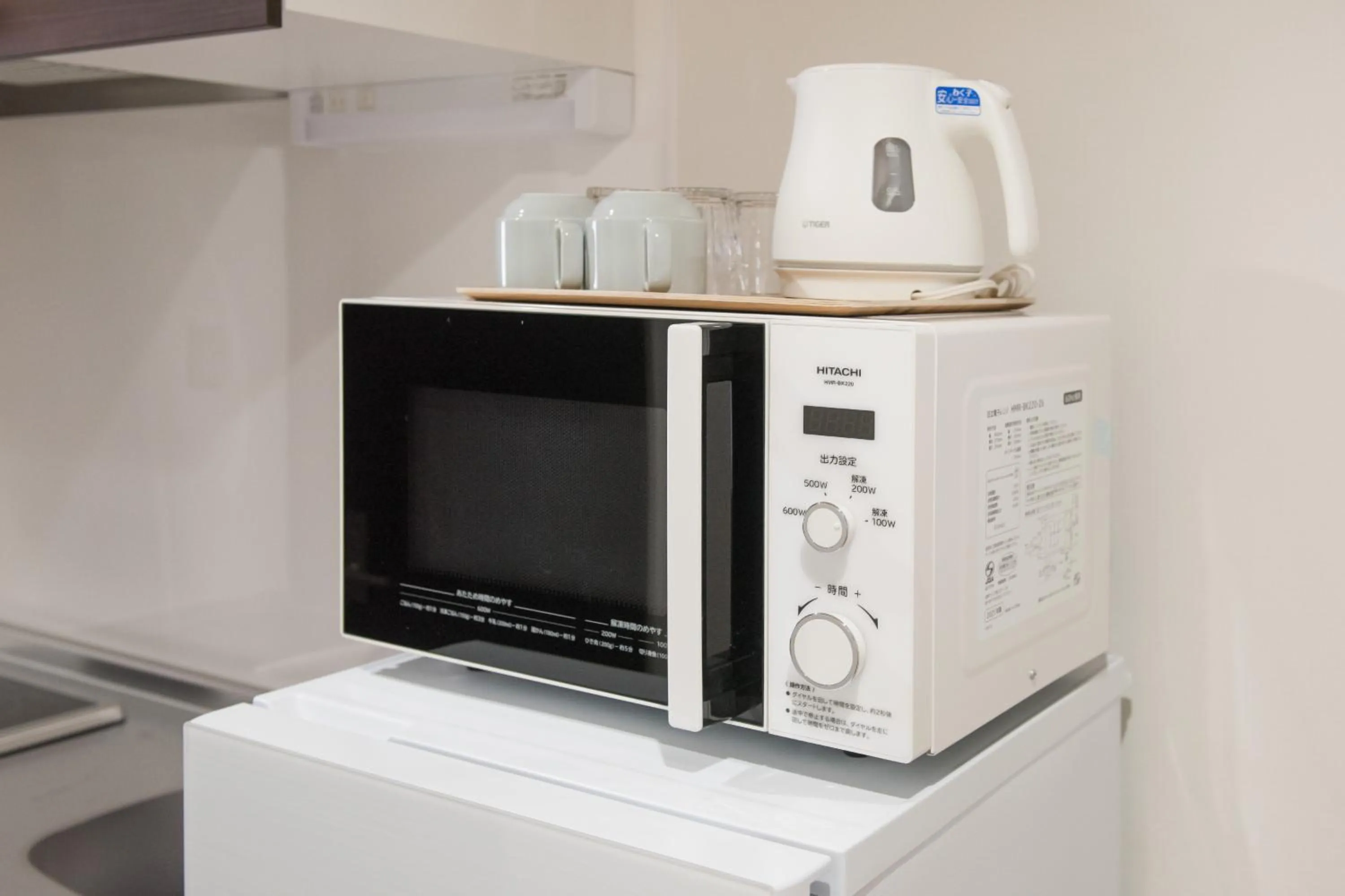 Coffee/tea facilities in QUEENS PARK