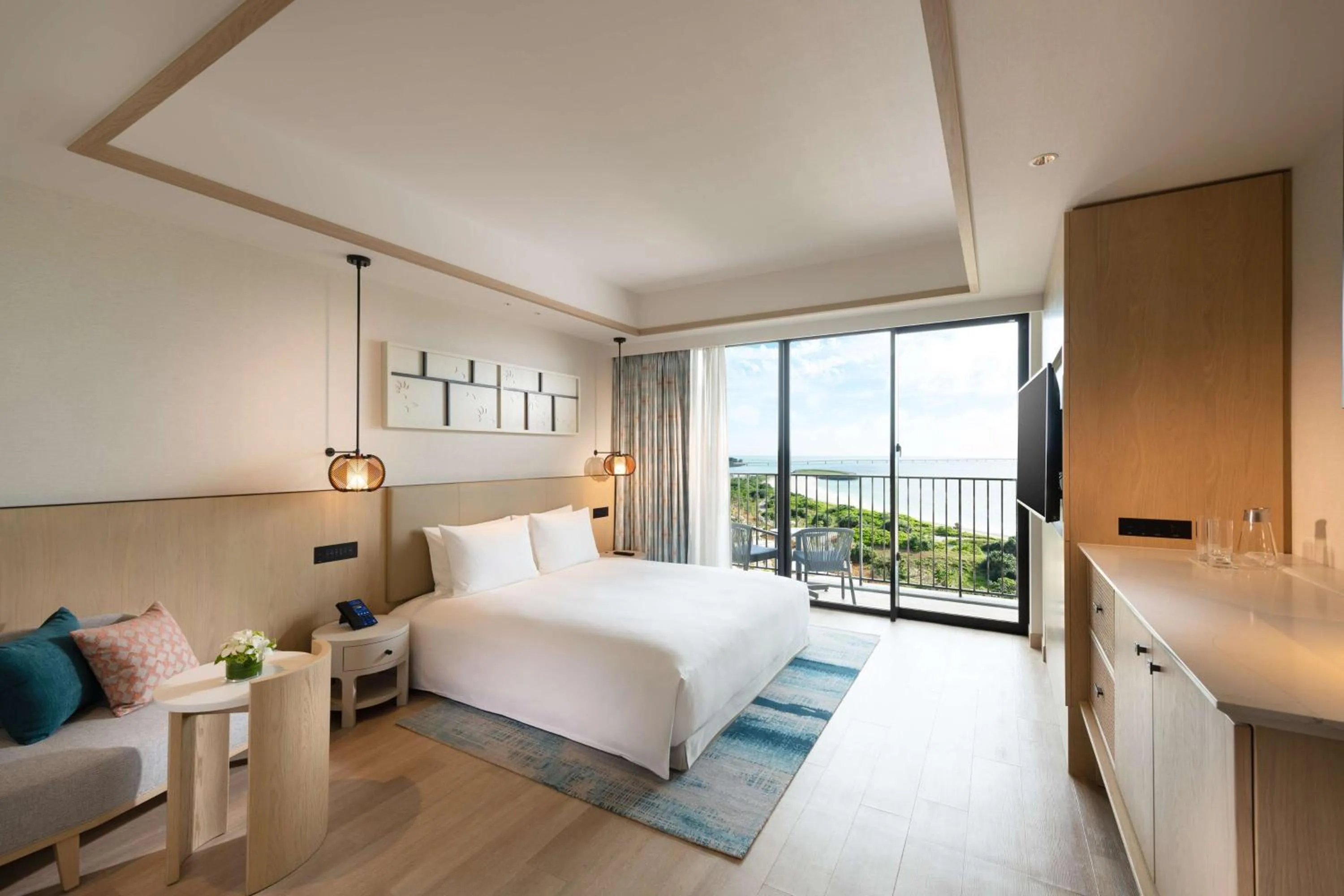 TV and multimedia, Bed in Hilton Okinawa Miyako Island Resort