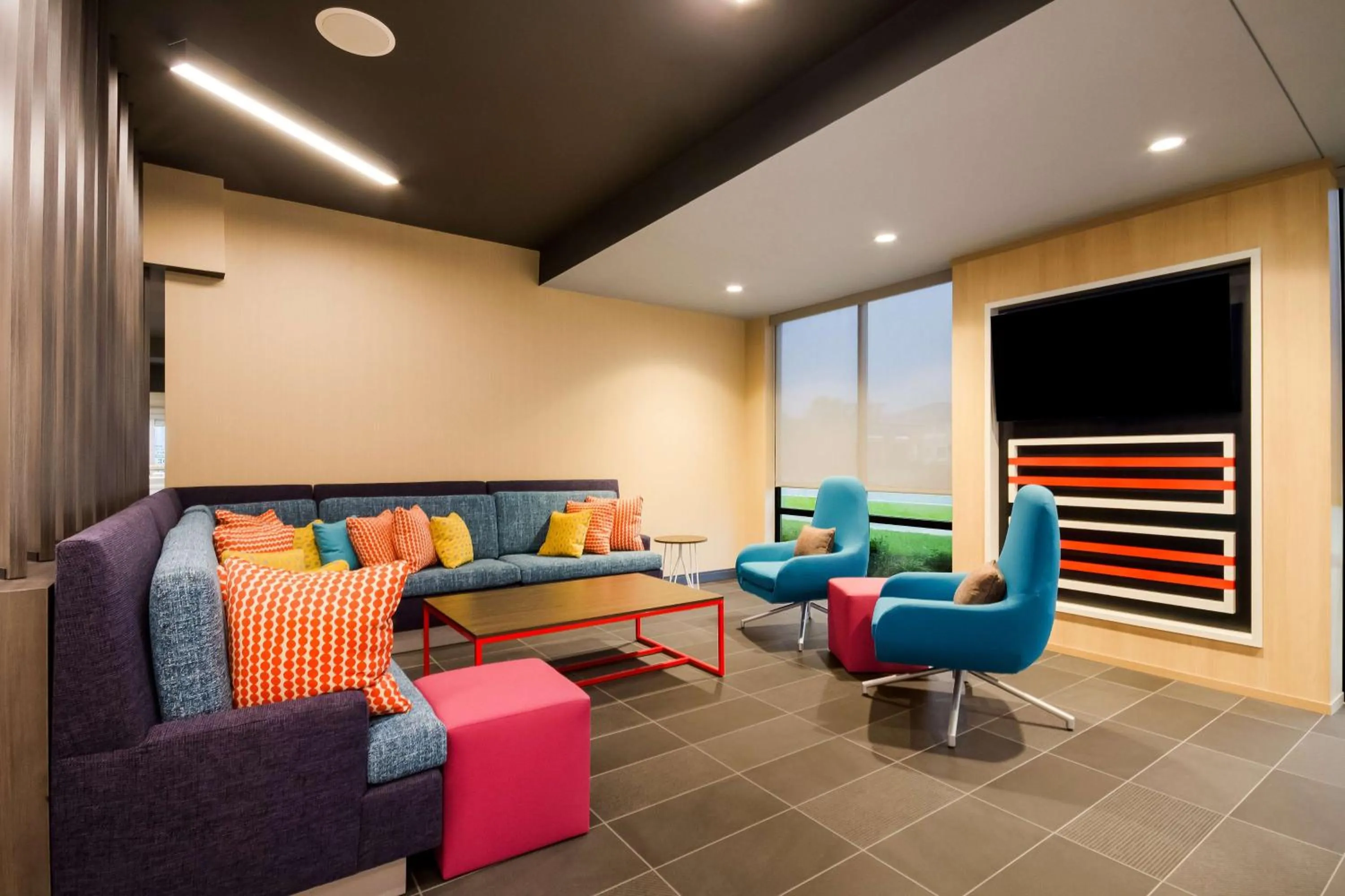 Lobby or reception in Tru By Hilton Destin