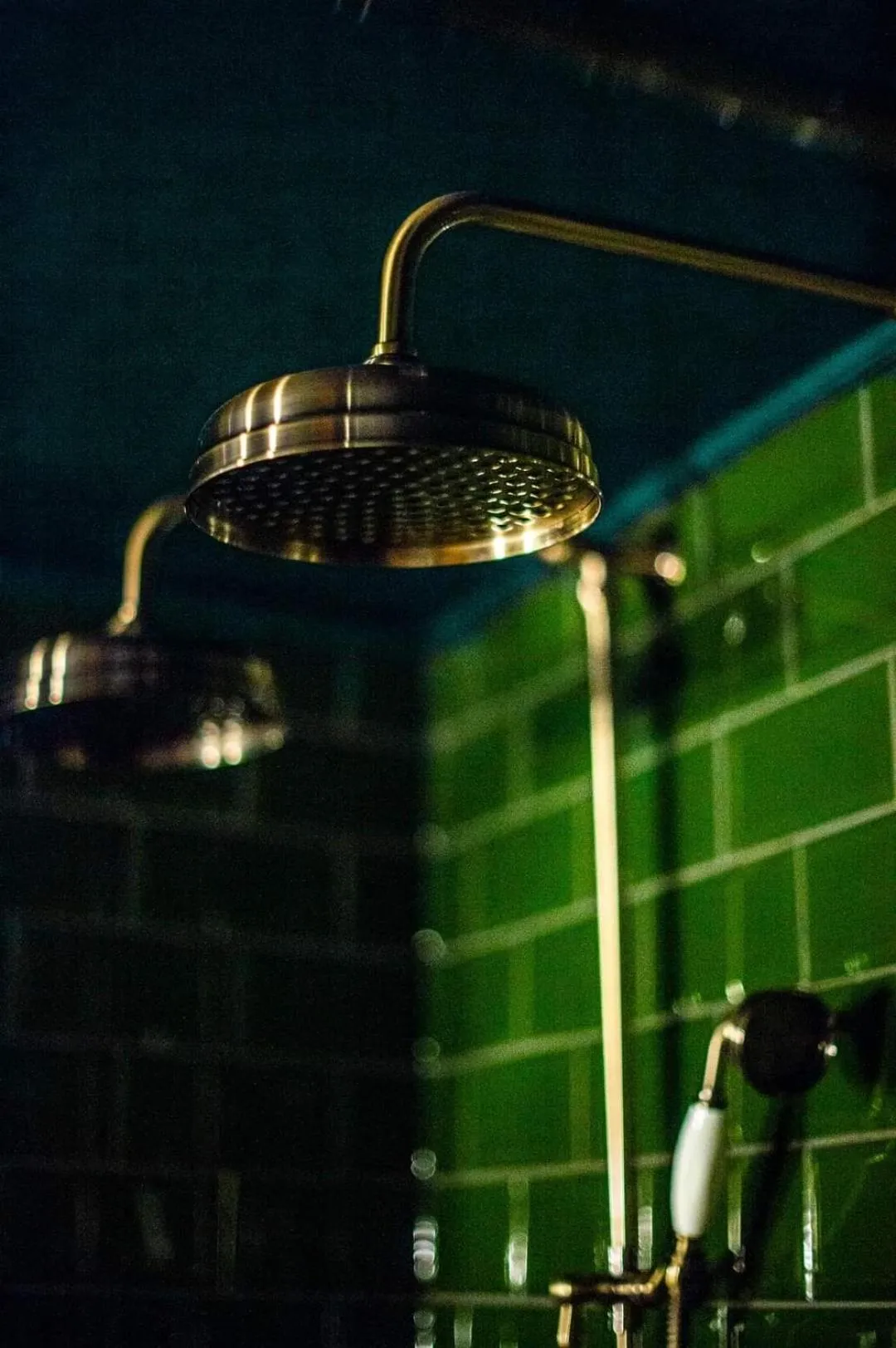 Shower in The George Hotel