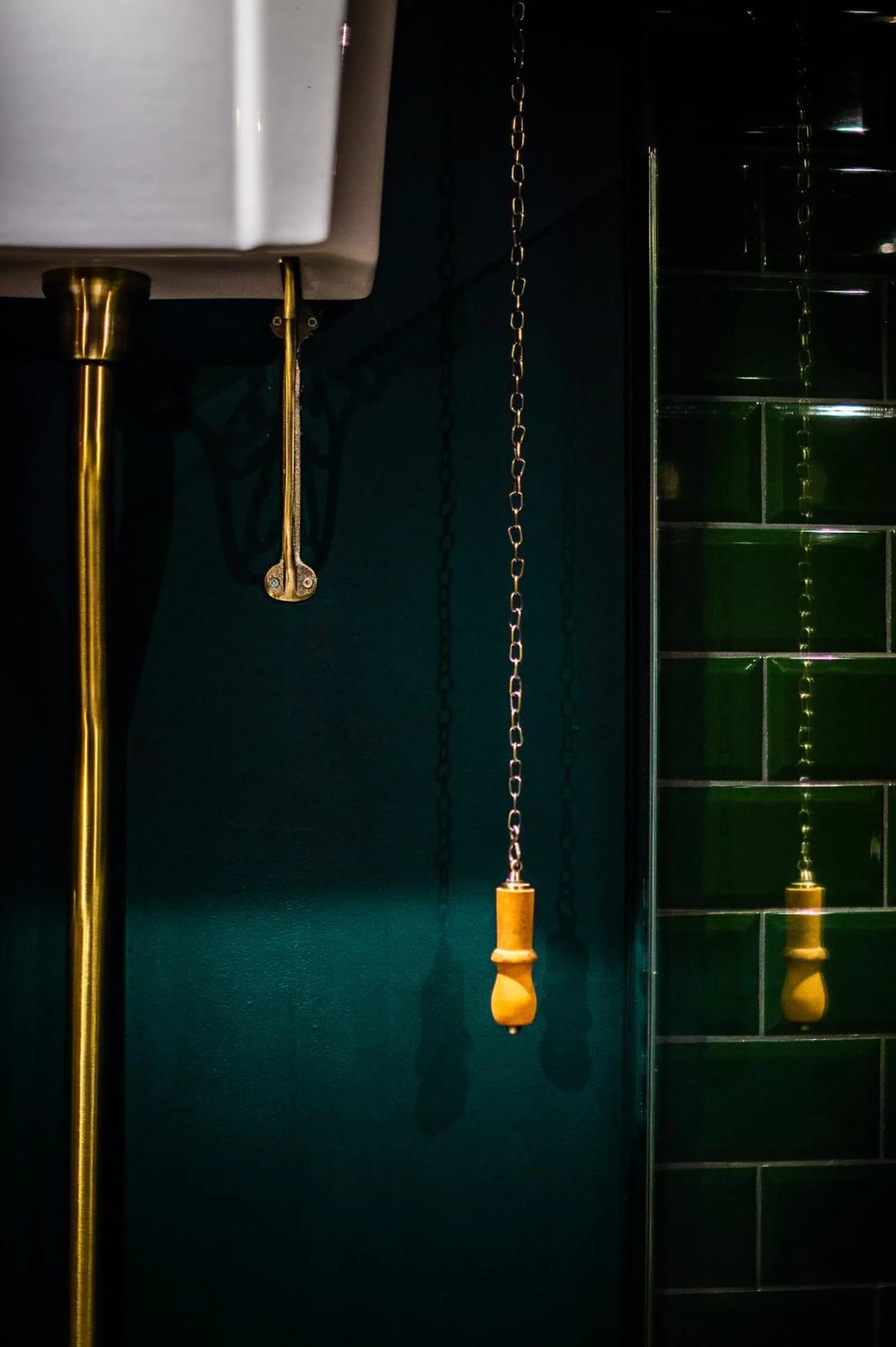 Shower in The George Hotel