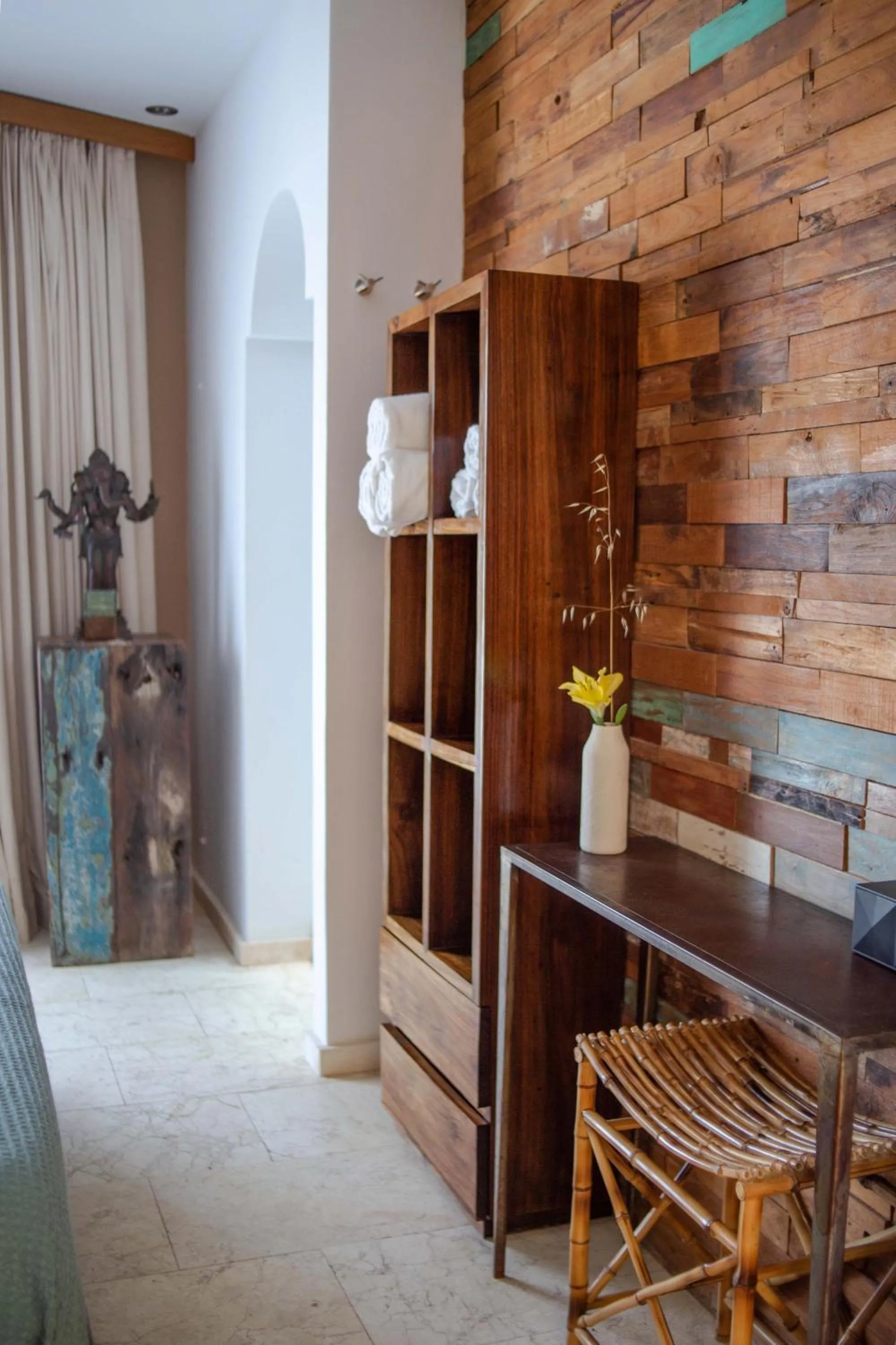 Facade/entrance in The Giri Residence