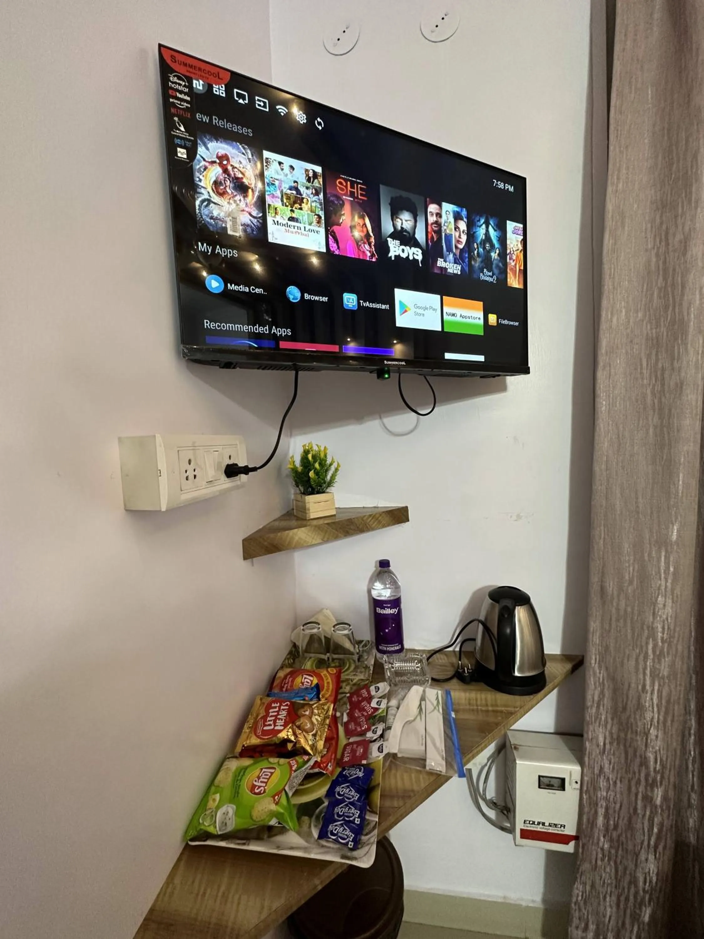 TV and multimedia in Hotel Buddha International