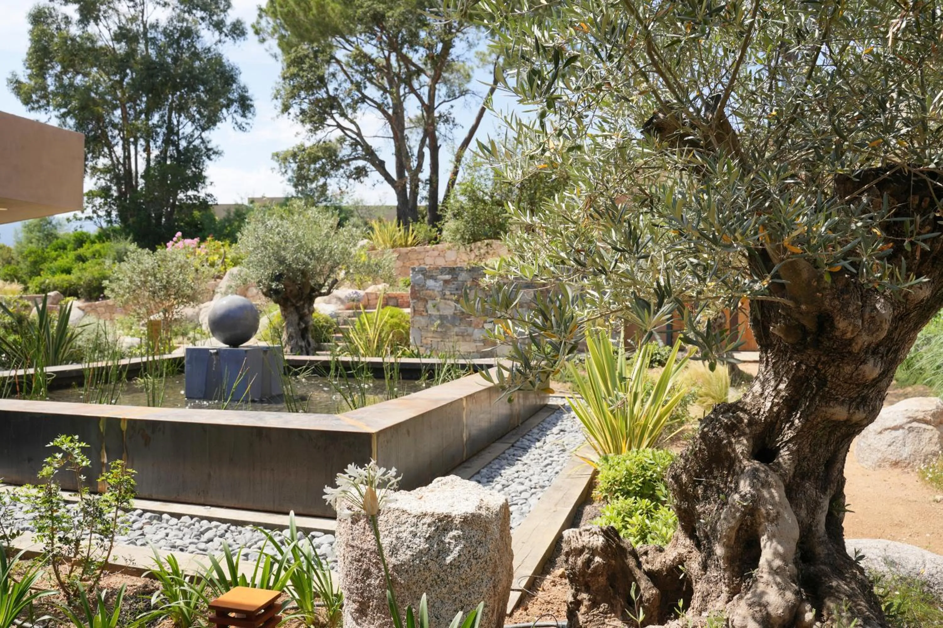 Garden in Les Regalia Hôtel & Spa