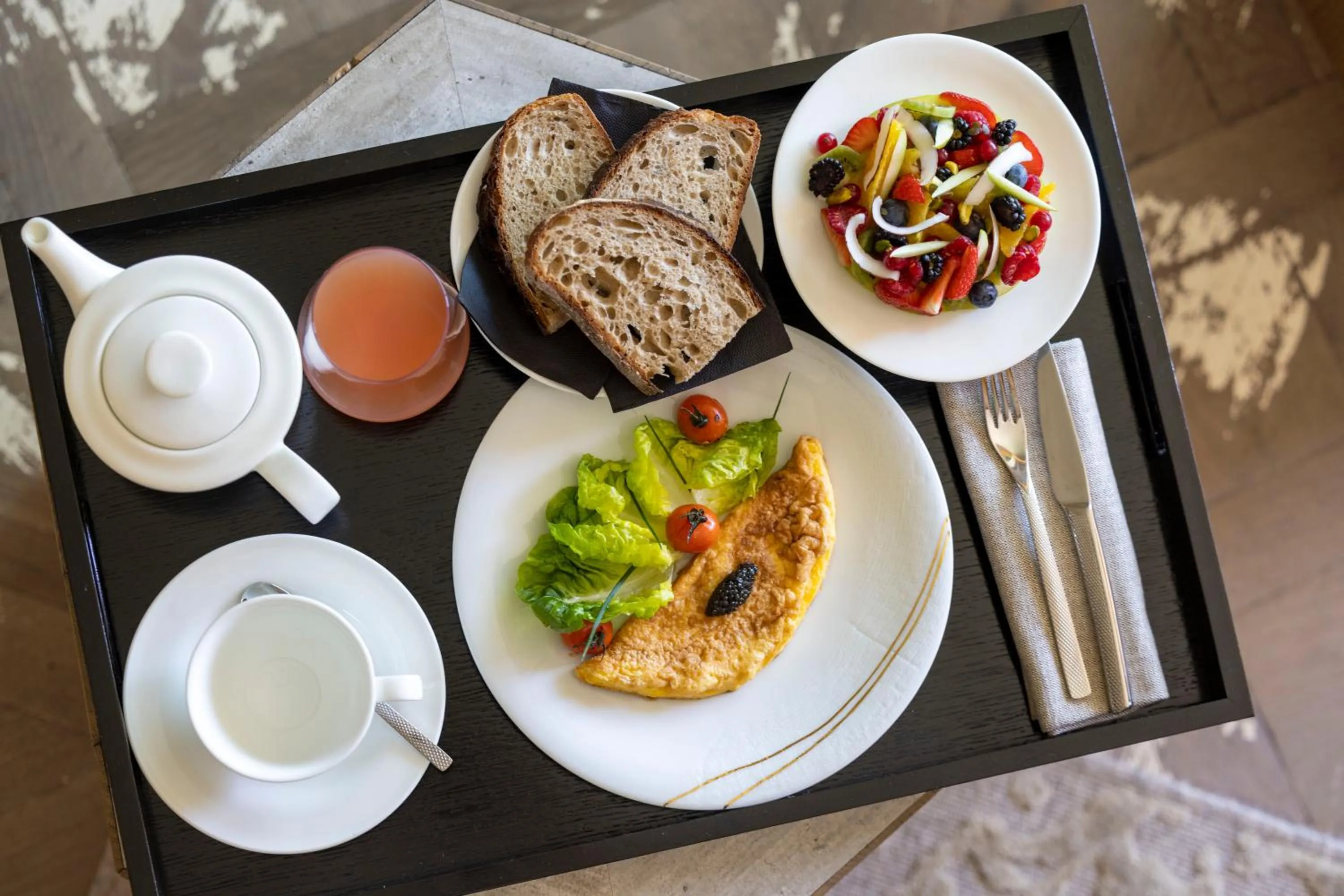 Food and drinks in Les Regalia Hôtel & Spa