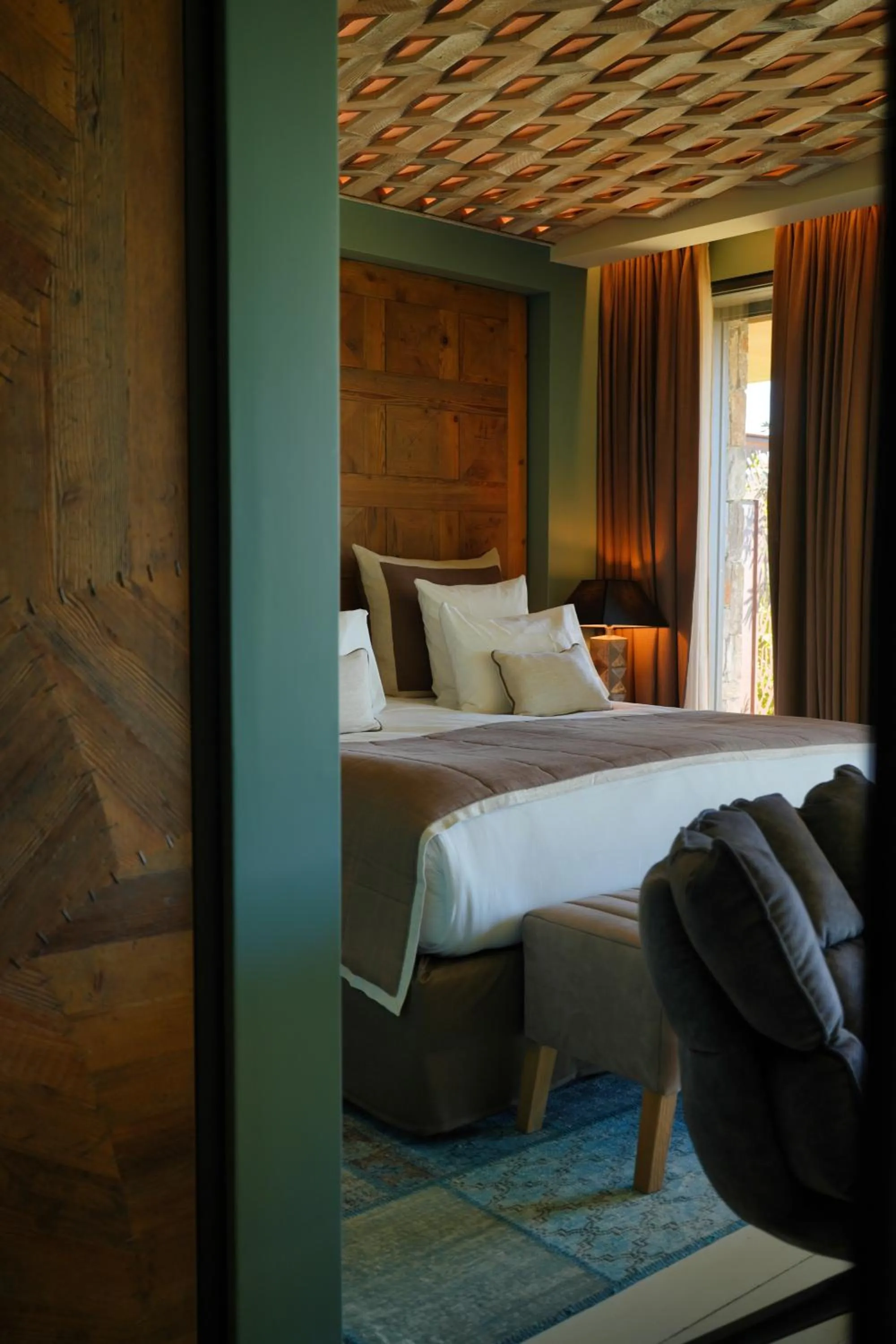 Bedroom, Bed in Les Regalia Hôtel & Spa