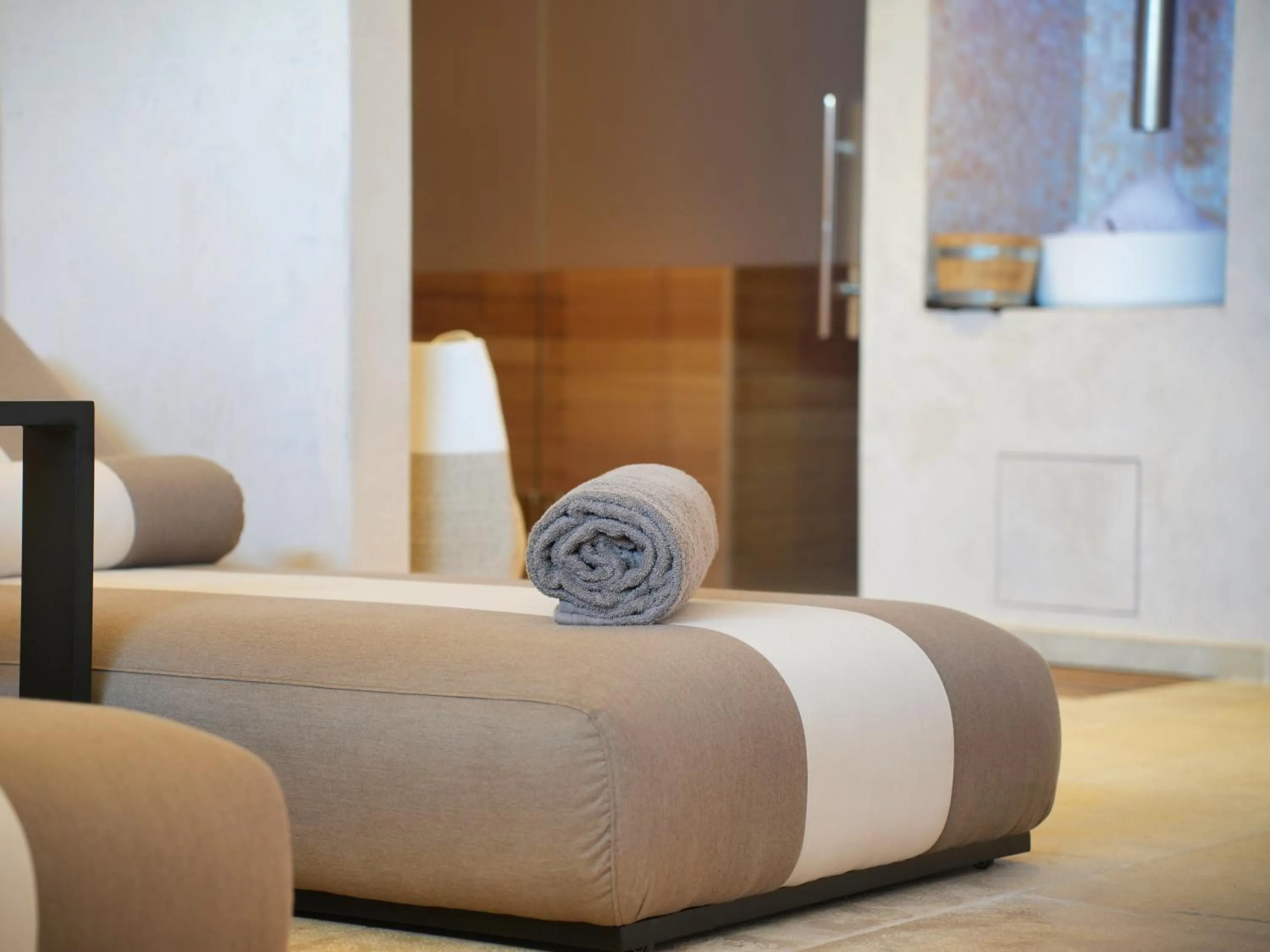 Spa and wellness centre/facilities, Bed in Les Regalia Hôtel & Spa