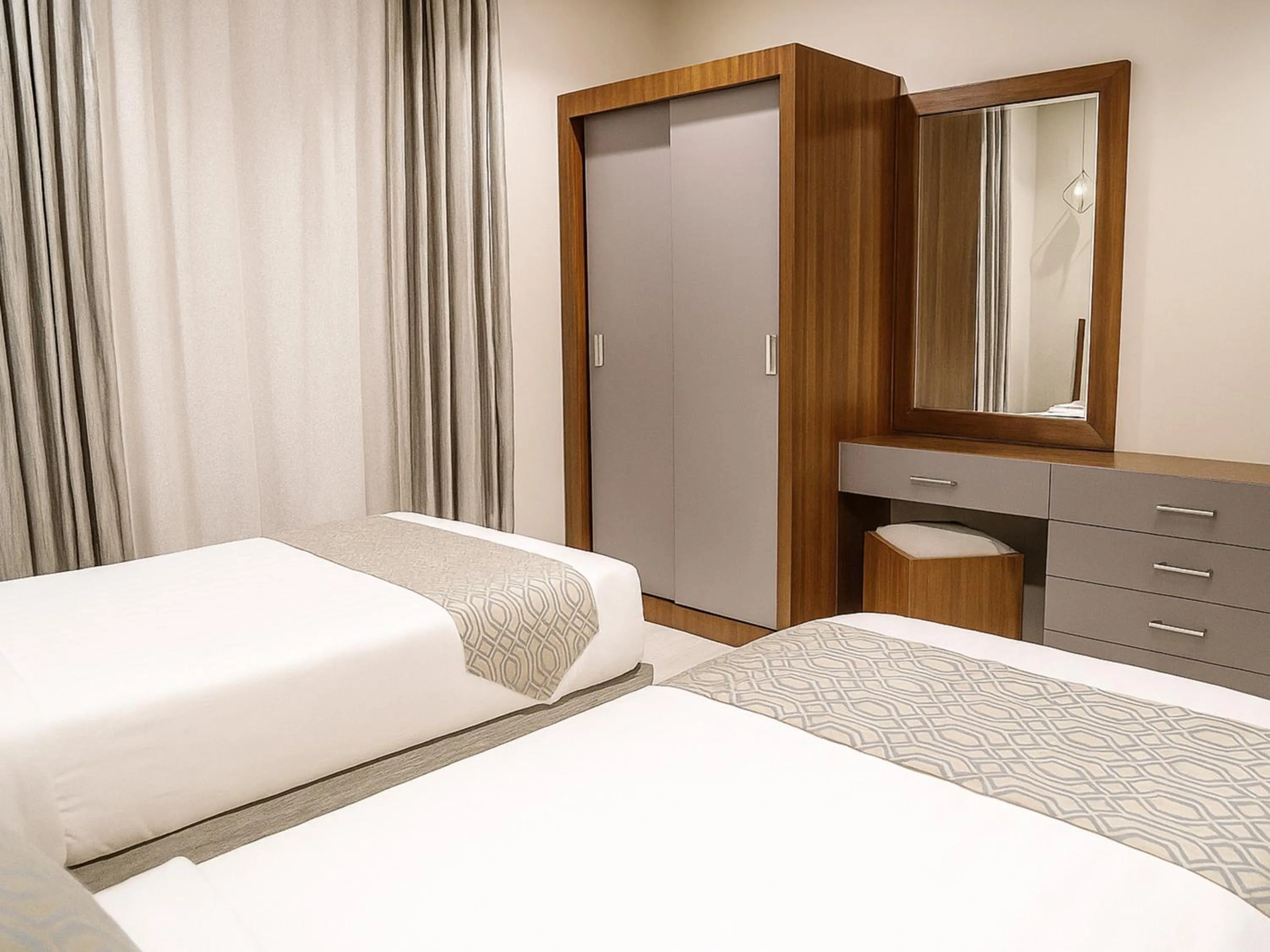 Bed in Al Alamein Suites