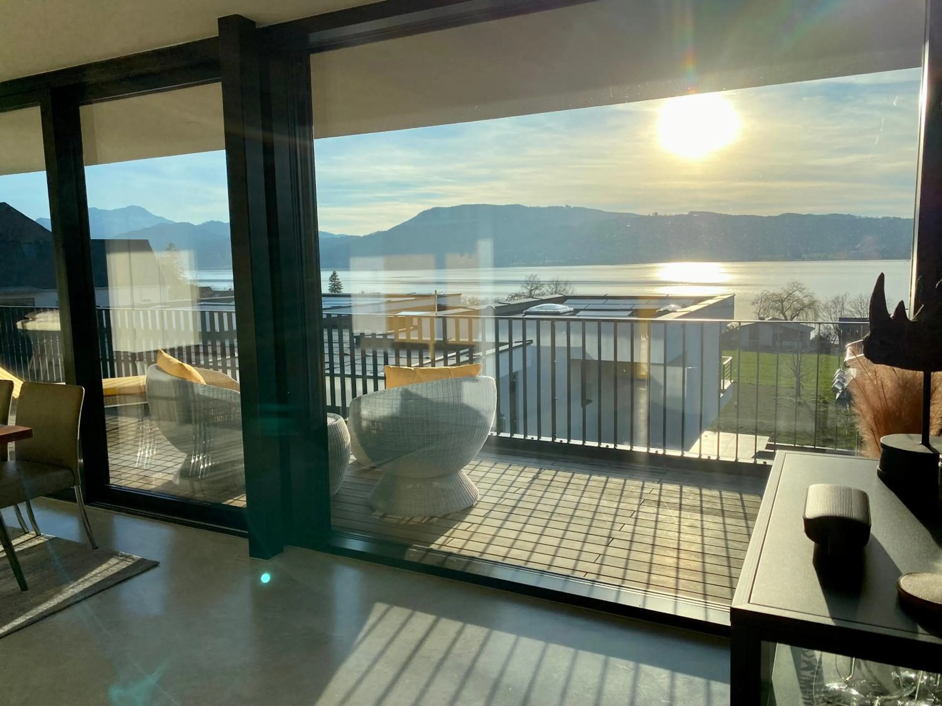 View (from property/room) in ORANGE LOUNGE Attersee