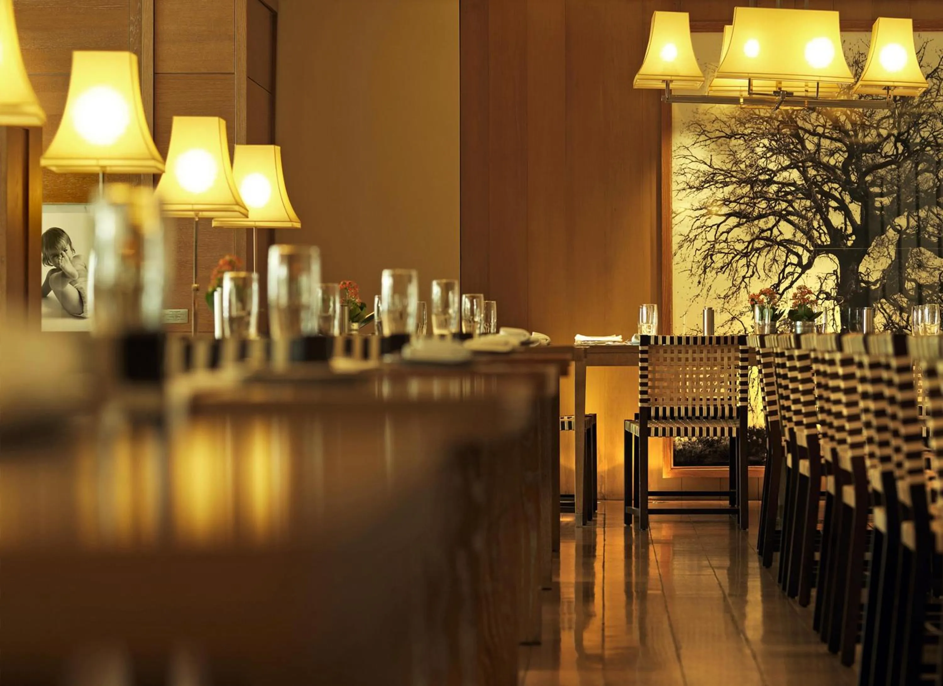 Restaurant/places to eat in Athenaeum Intercontinental by IHG