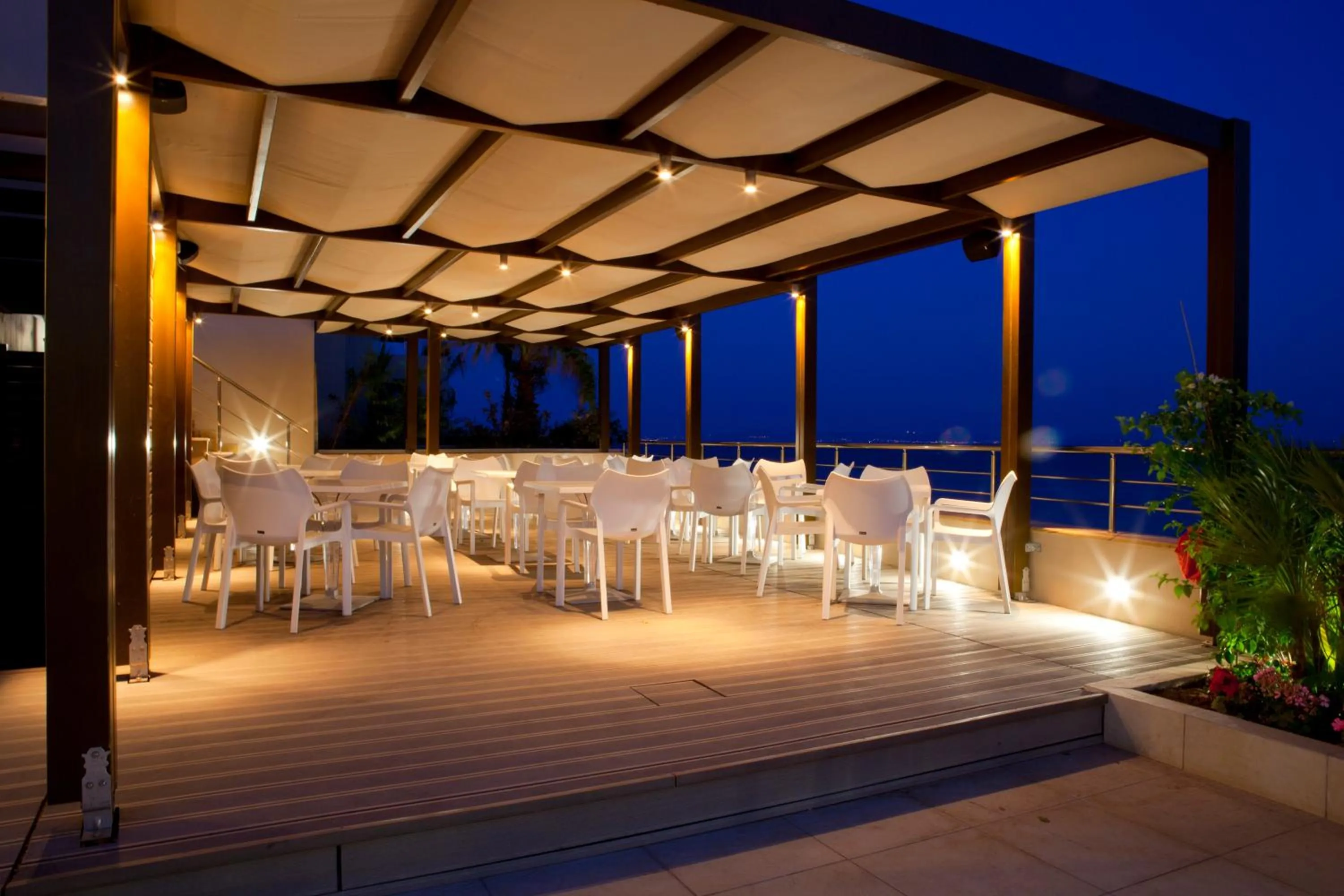 Lounge or bar in Erytha Hotel & Resort Chios