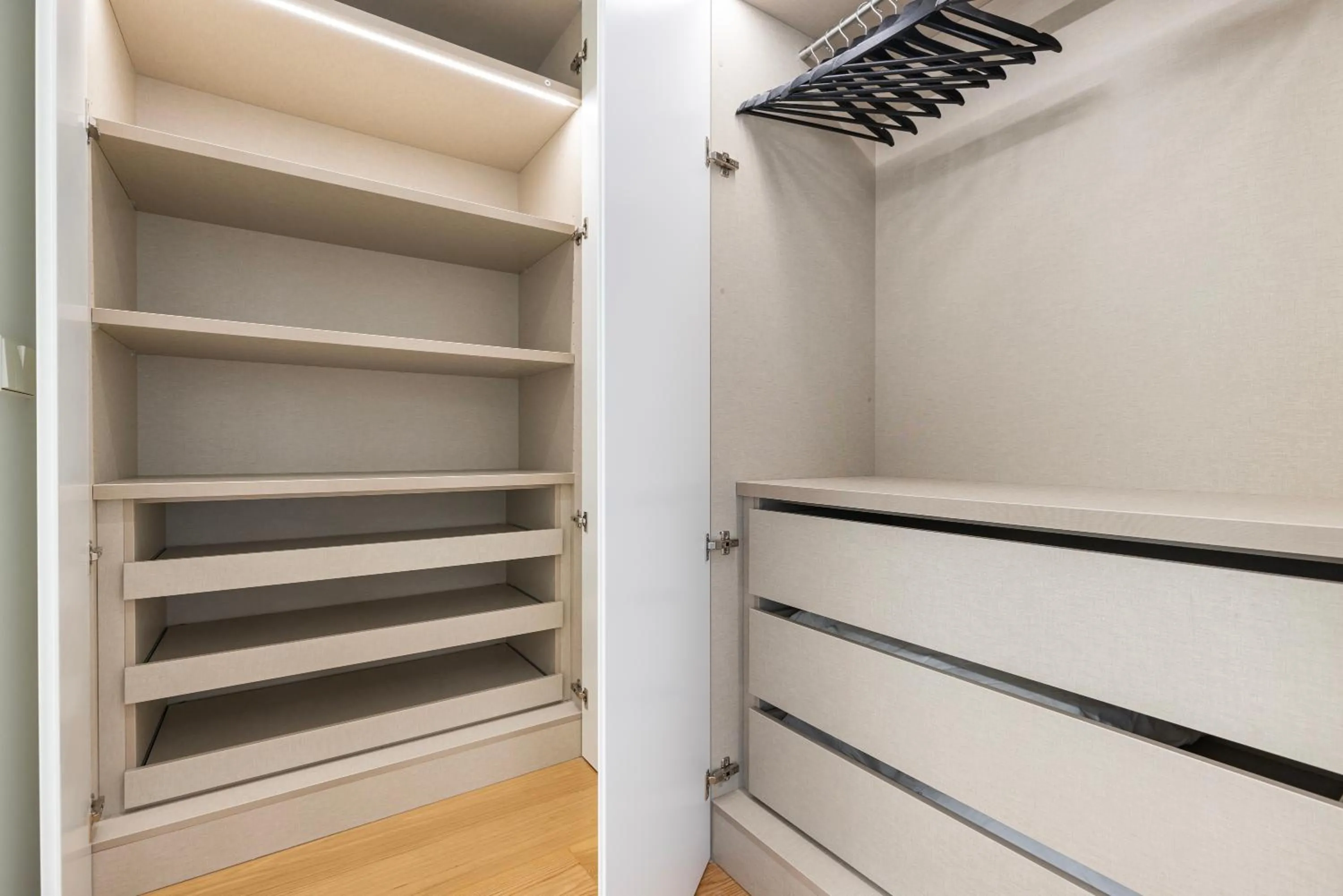 wardrobe in Unique Belém 1BDR Apartment by LovelyStay