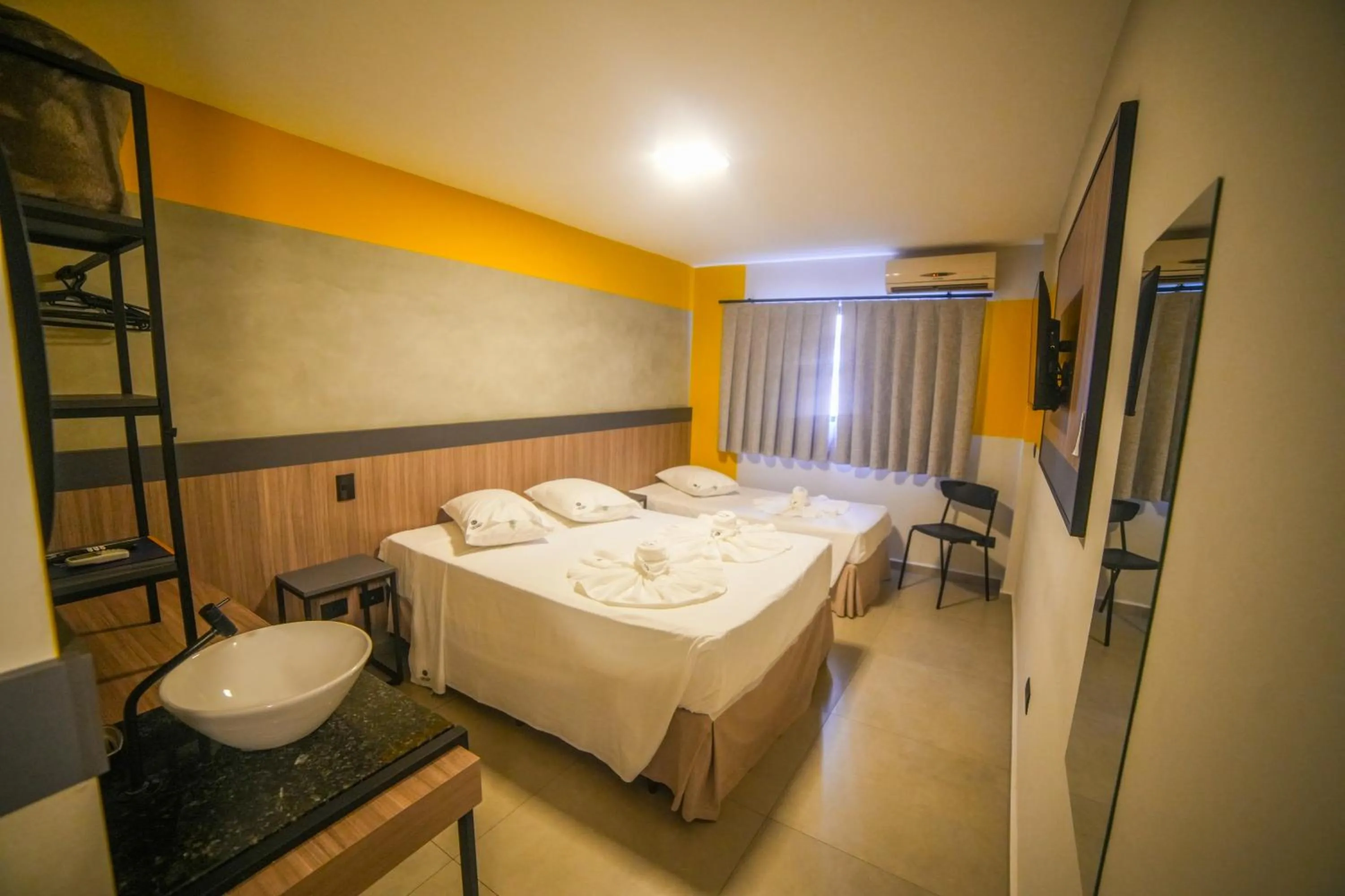 Bed in Hotel Coroados Foz Express