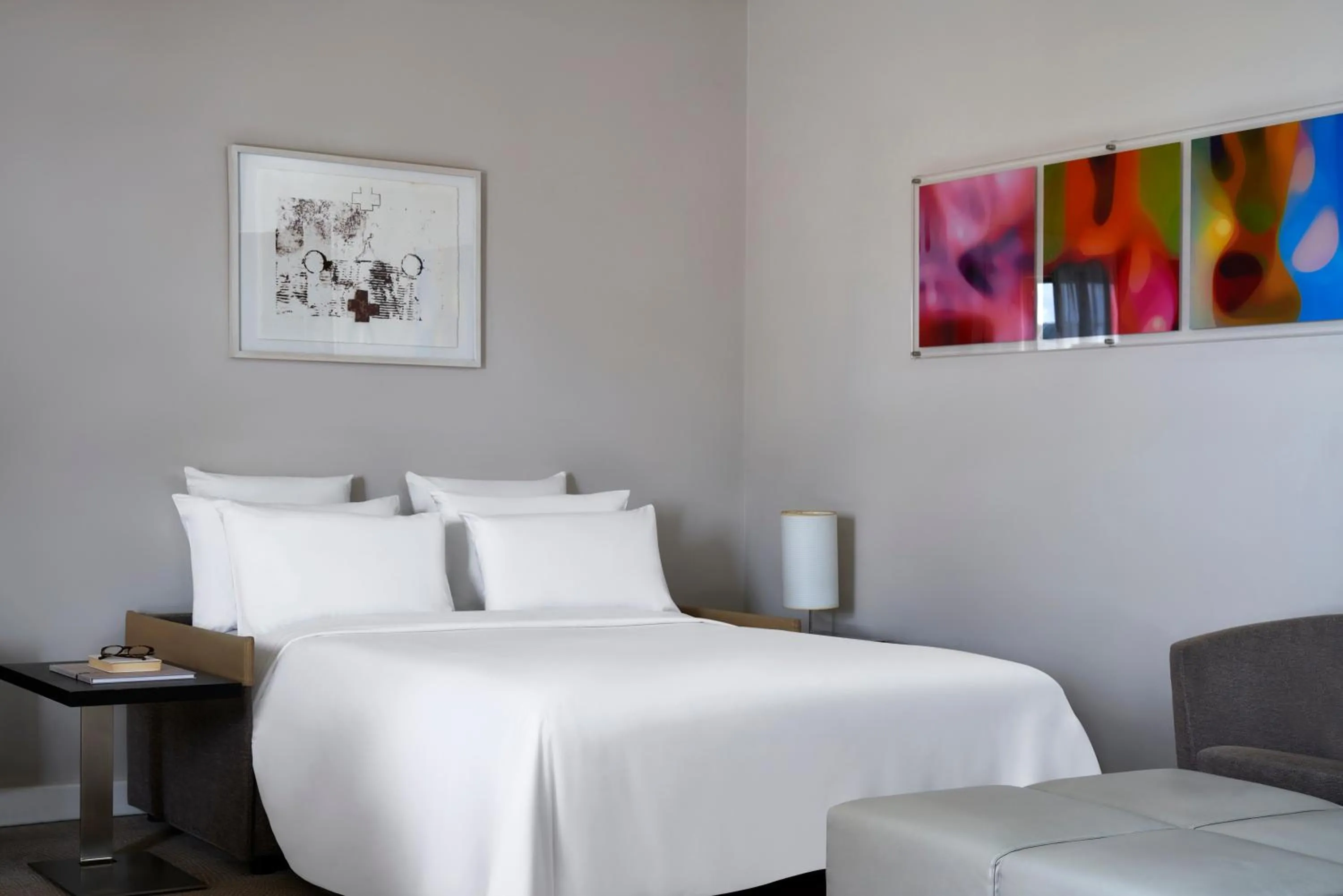 Bedroom, Bed in Novotel Athens