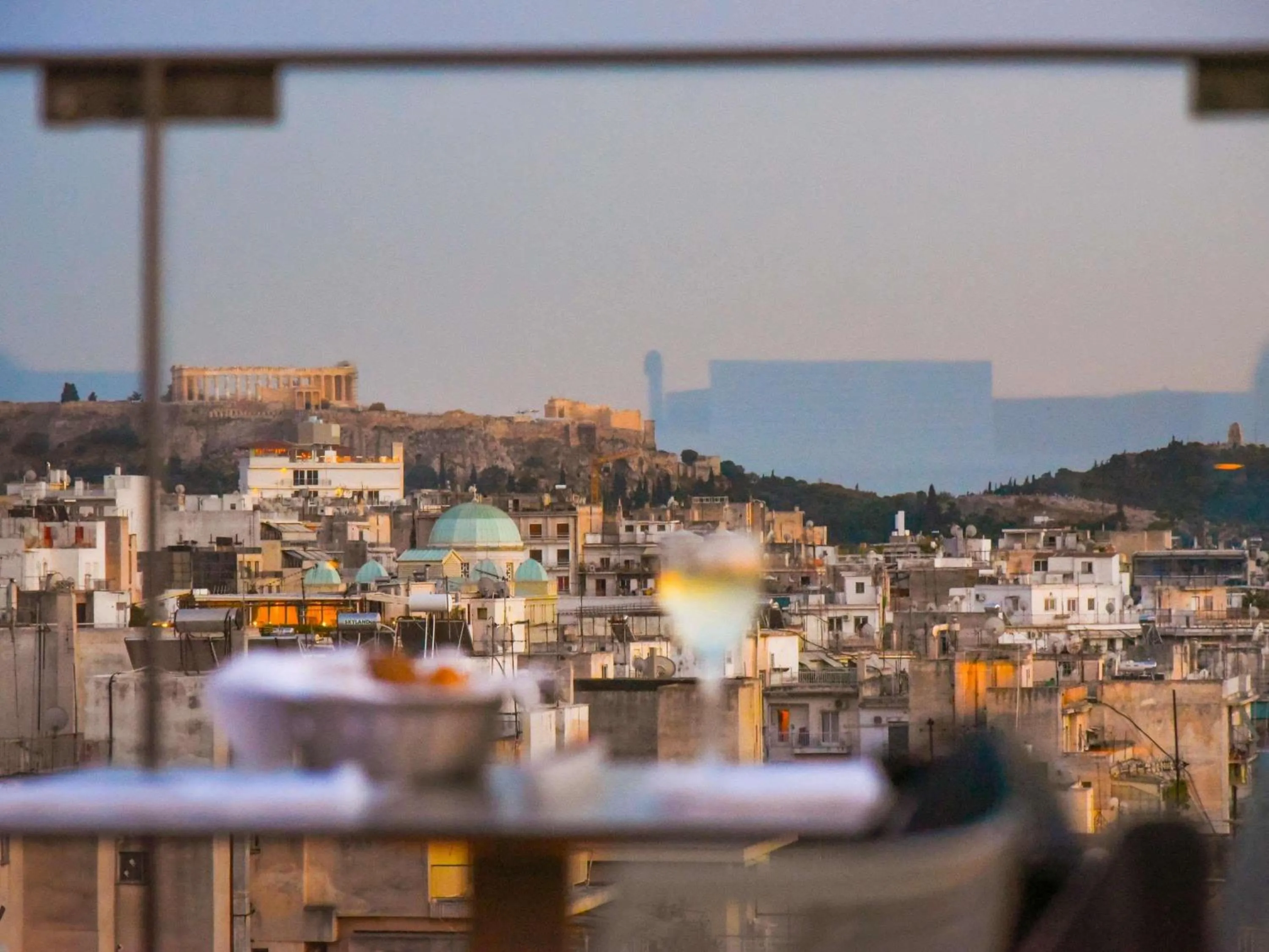 Restaurant/places to eat in Novotel Athens