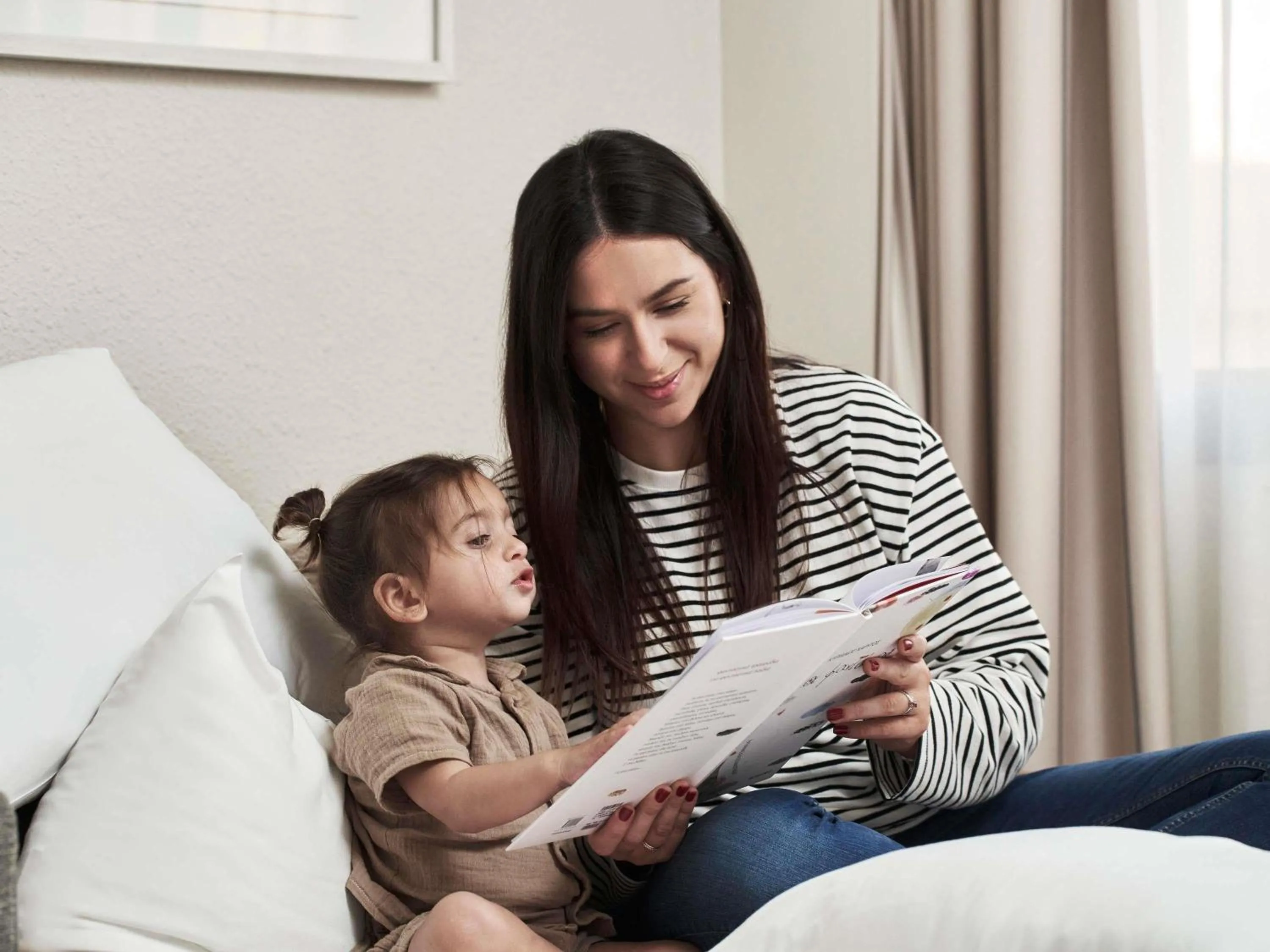 Bedroom in Novotel Athens