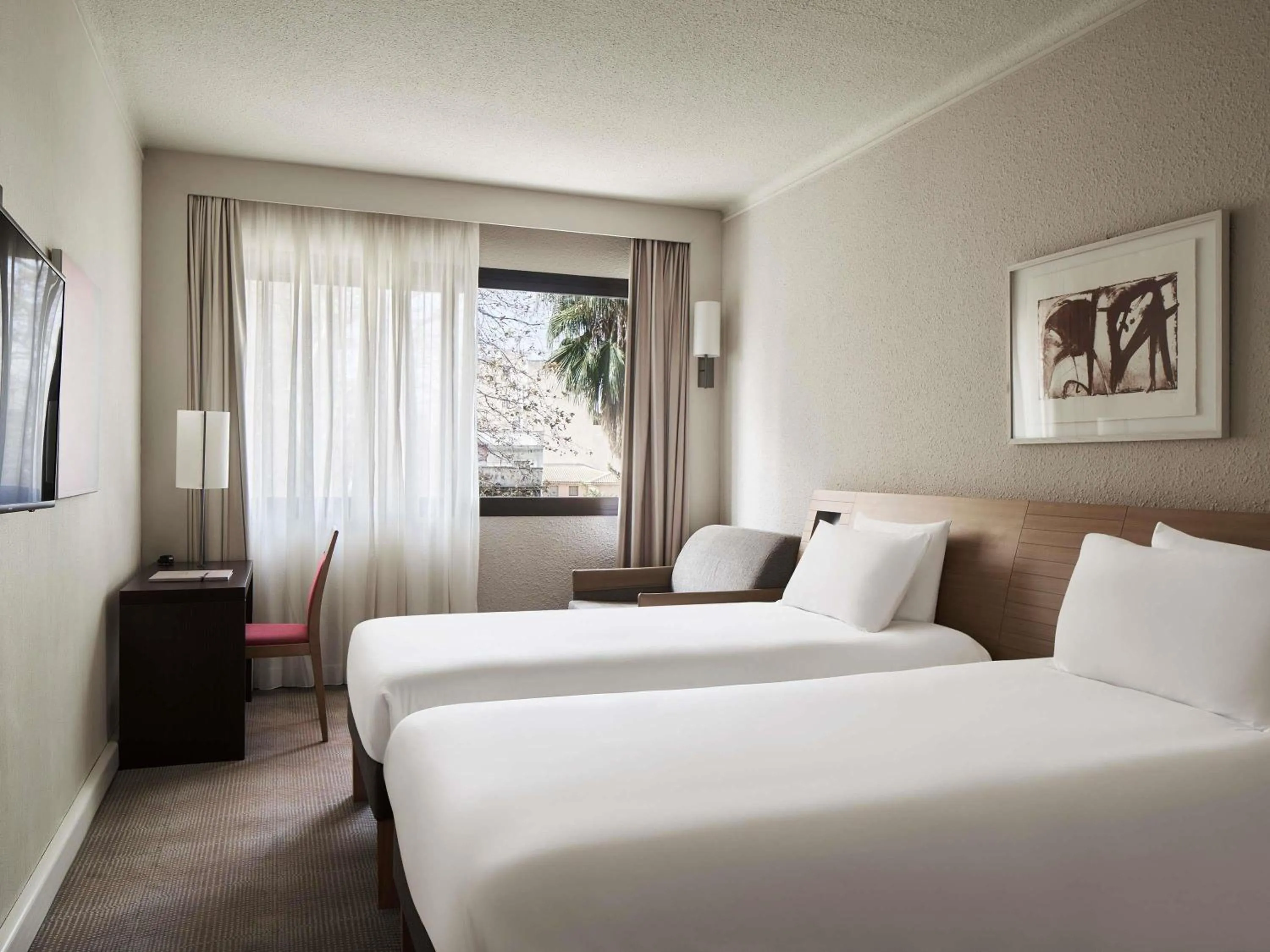 Bedroom, Bed in Novotel Athens