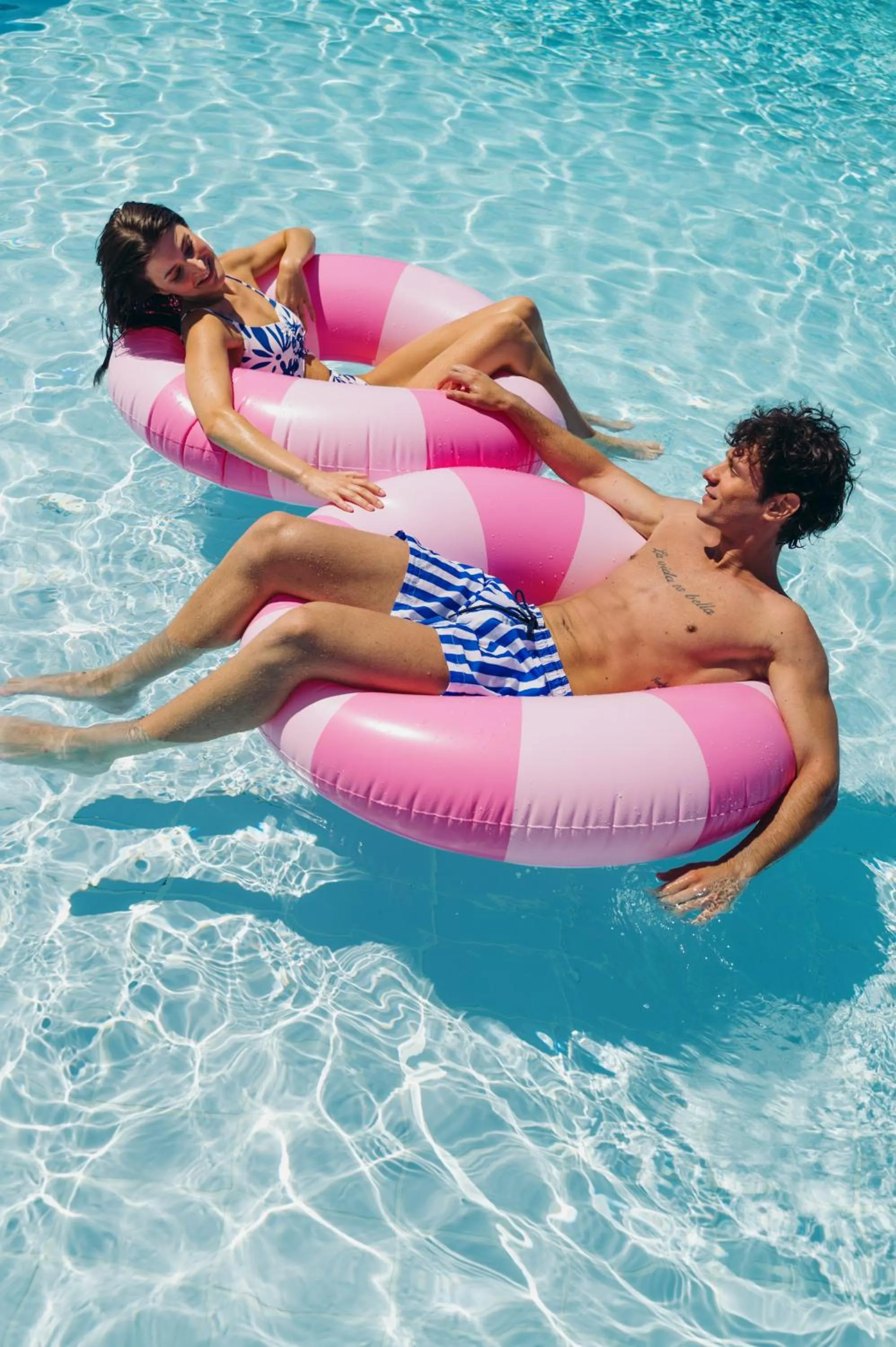 Swimming pool in Novotel Athens