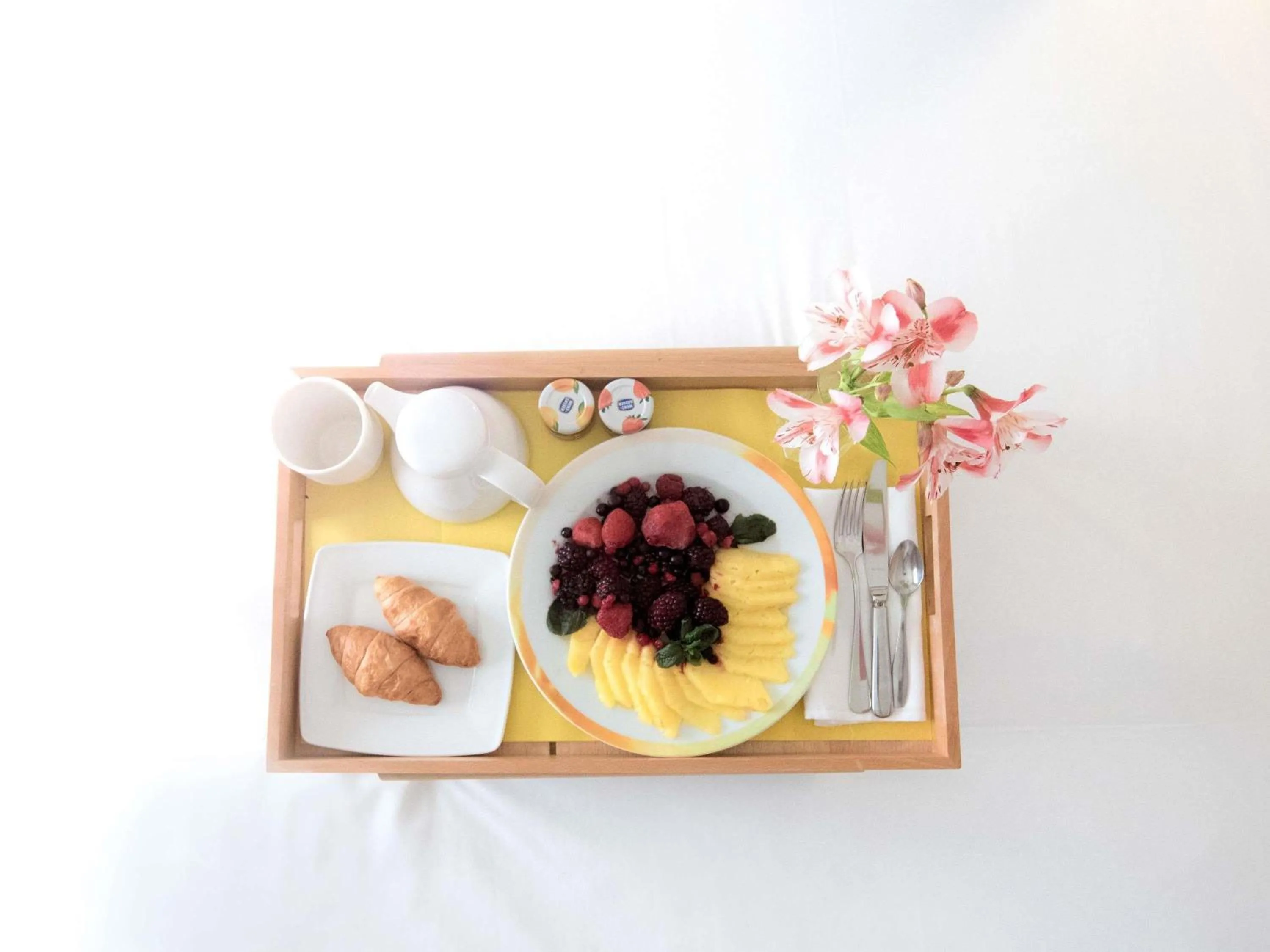 Bedroom in Novotel Athens