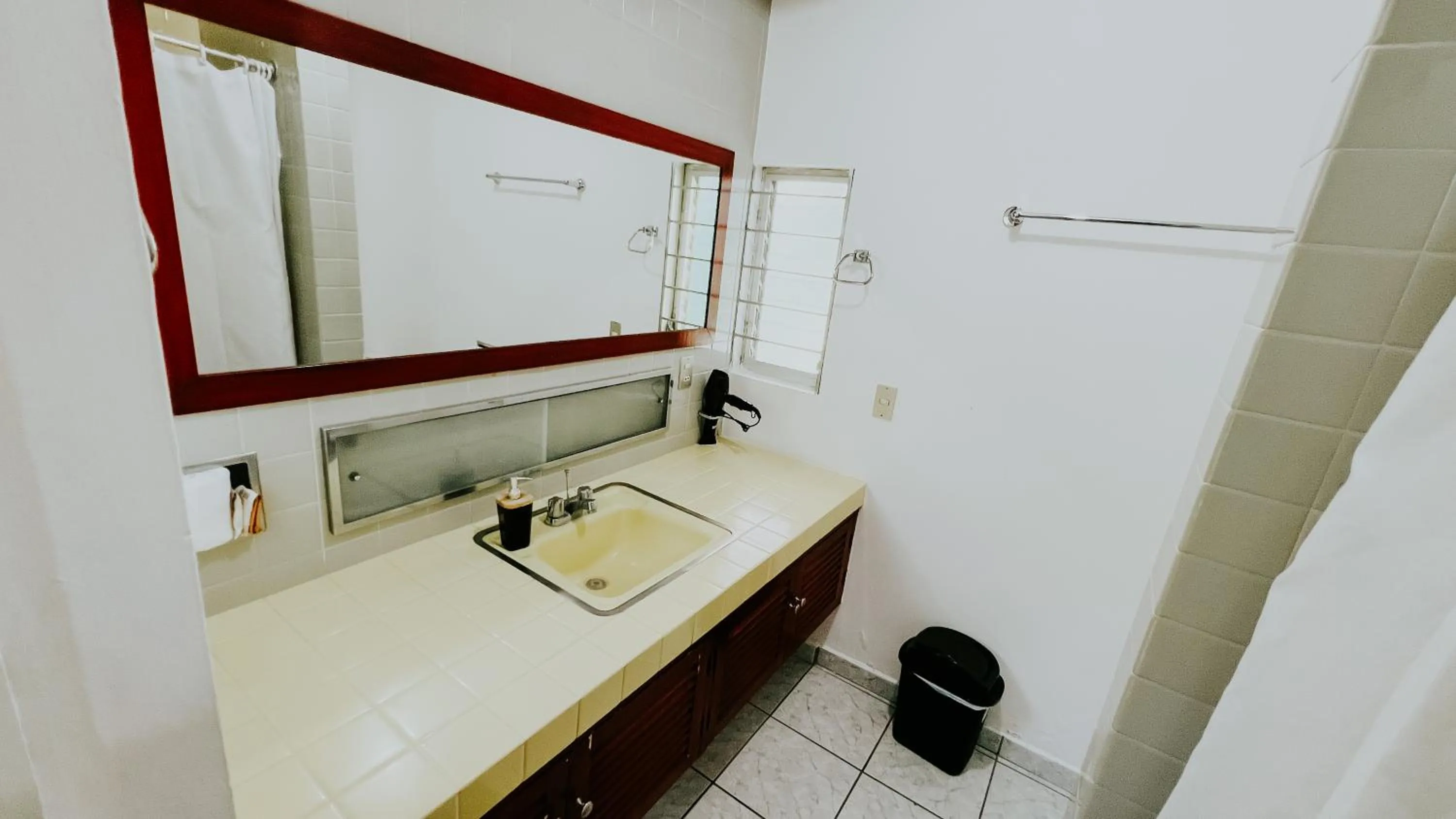 Bathroom in LA RUTA HOTEL CORPORATIVO